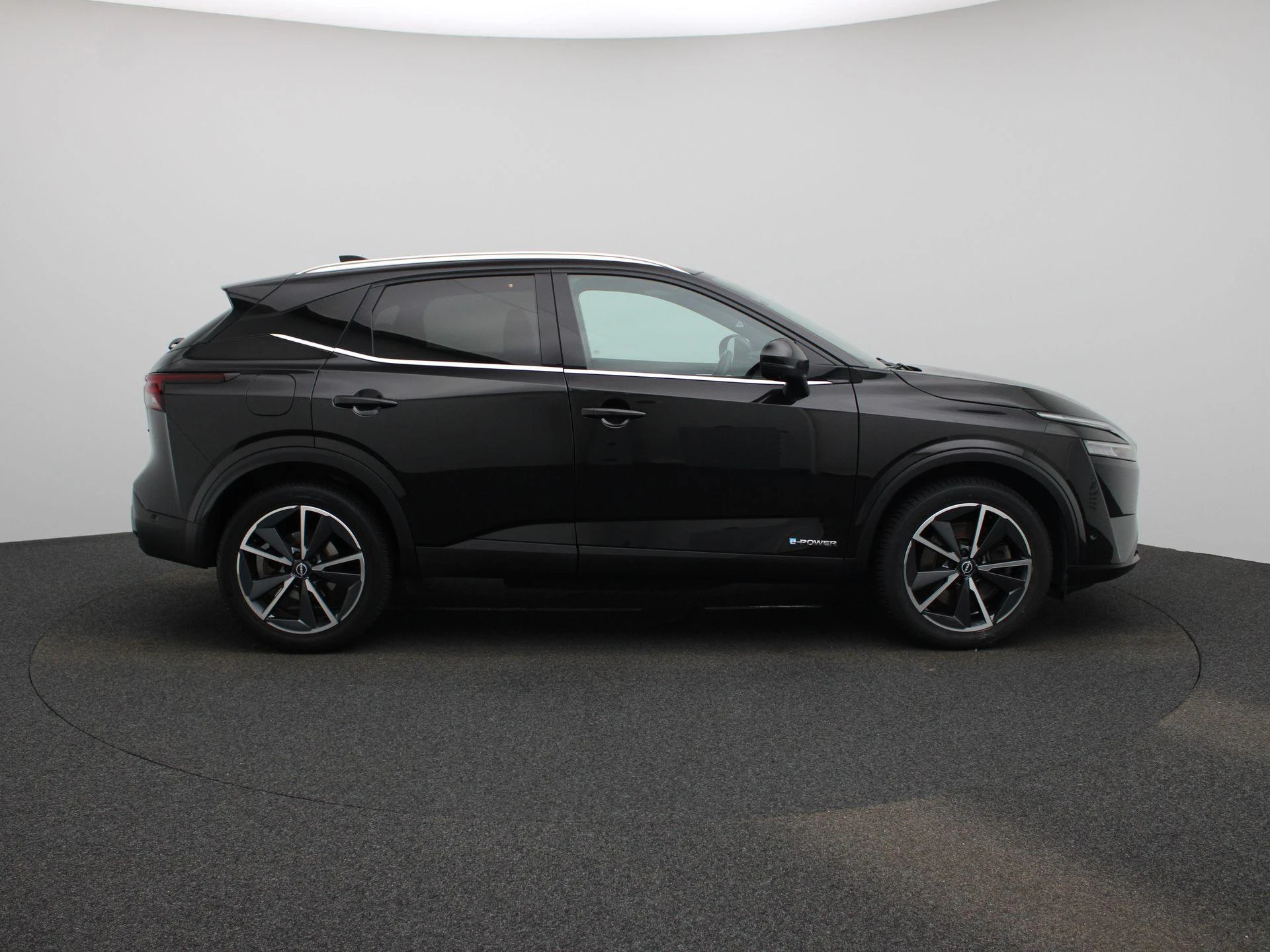 Nissan-QASHQAI-image-6