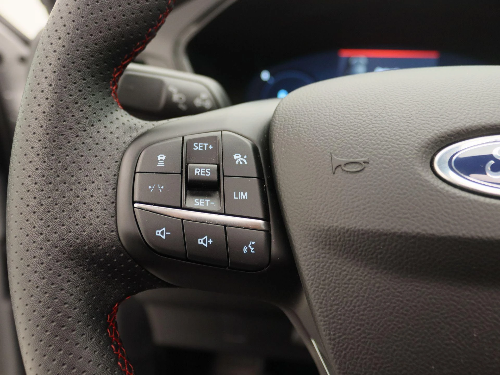 Ford-Kuga-image-22
