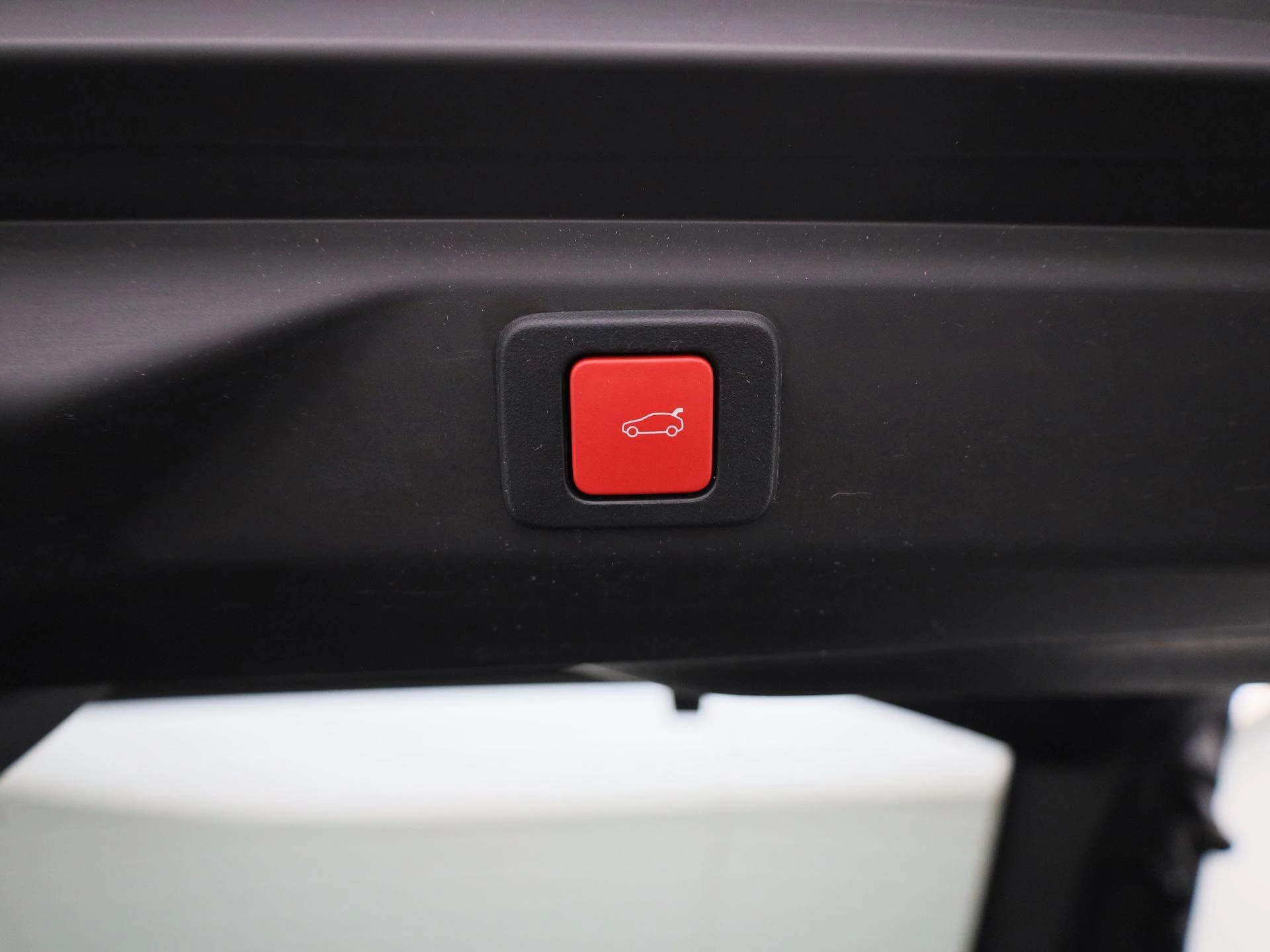 Peugeot 3008 1.2 HYBRID 145 e-DSC6 GT