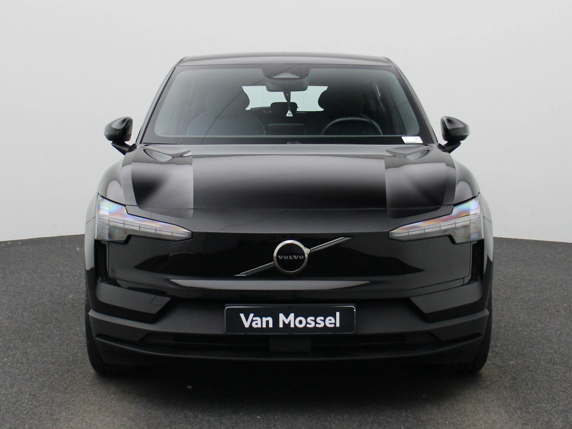 Volvo-EX30-image-2