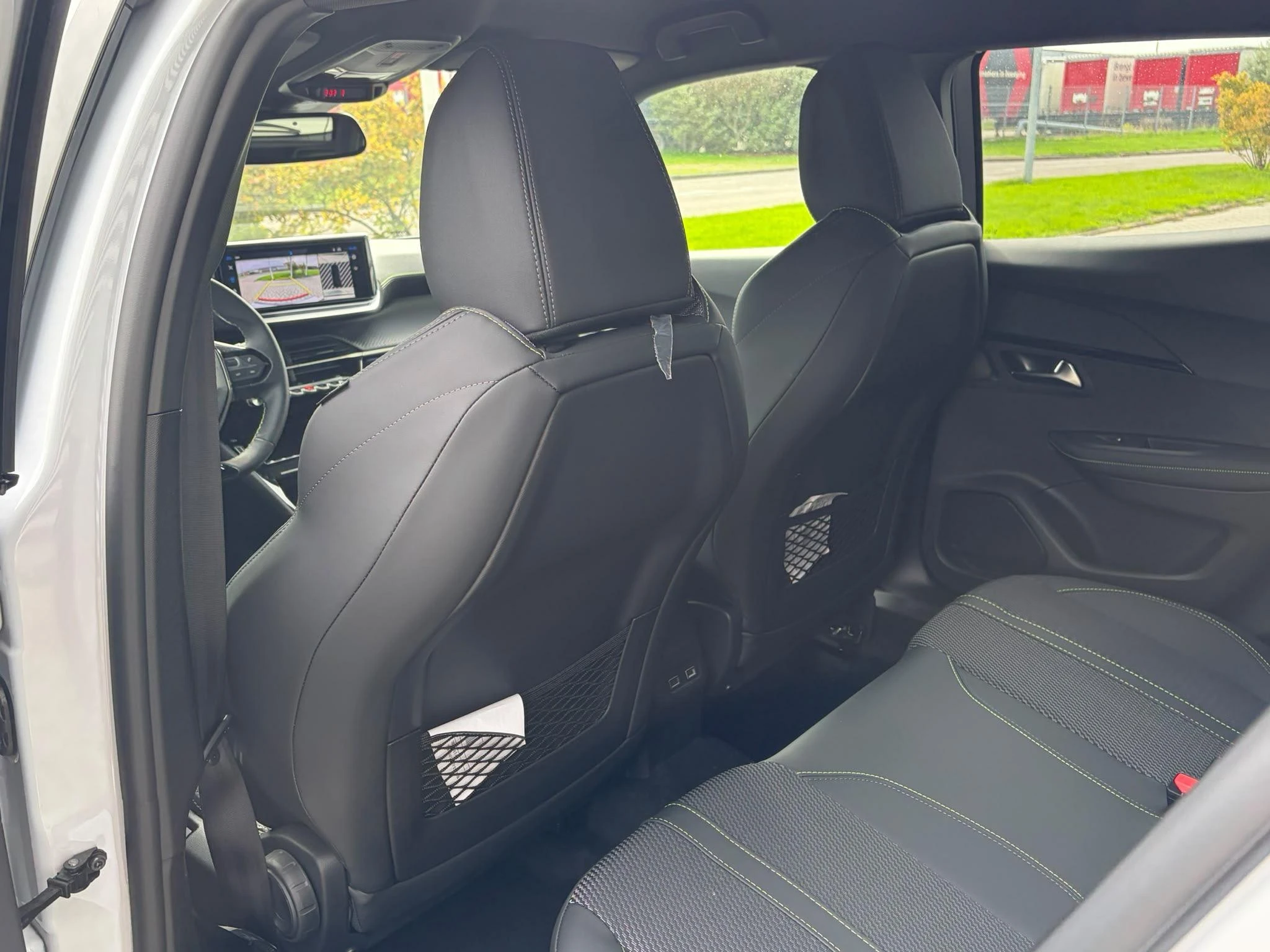 Peugeot-2008-image-9