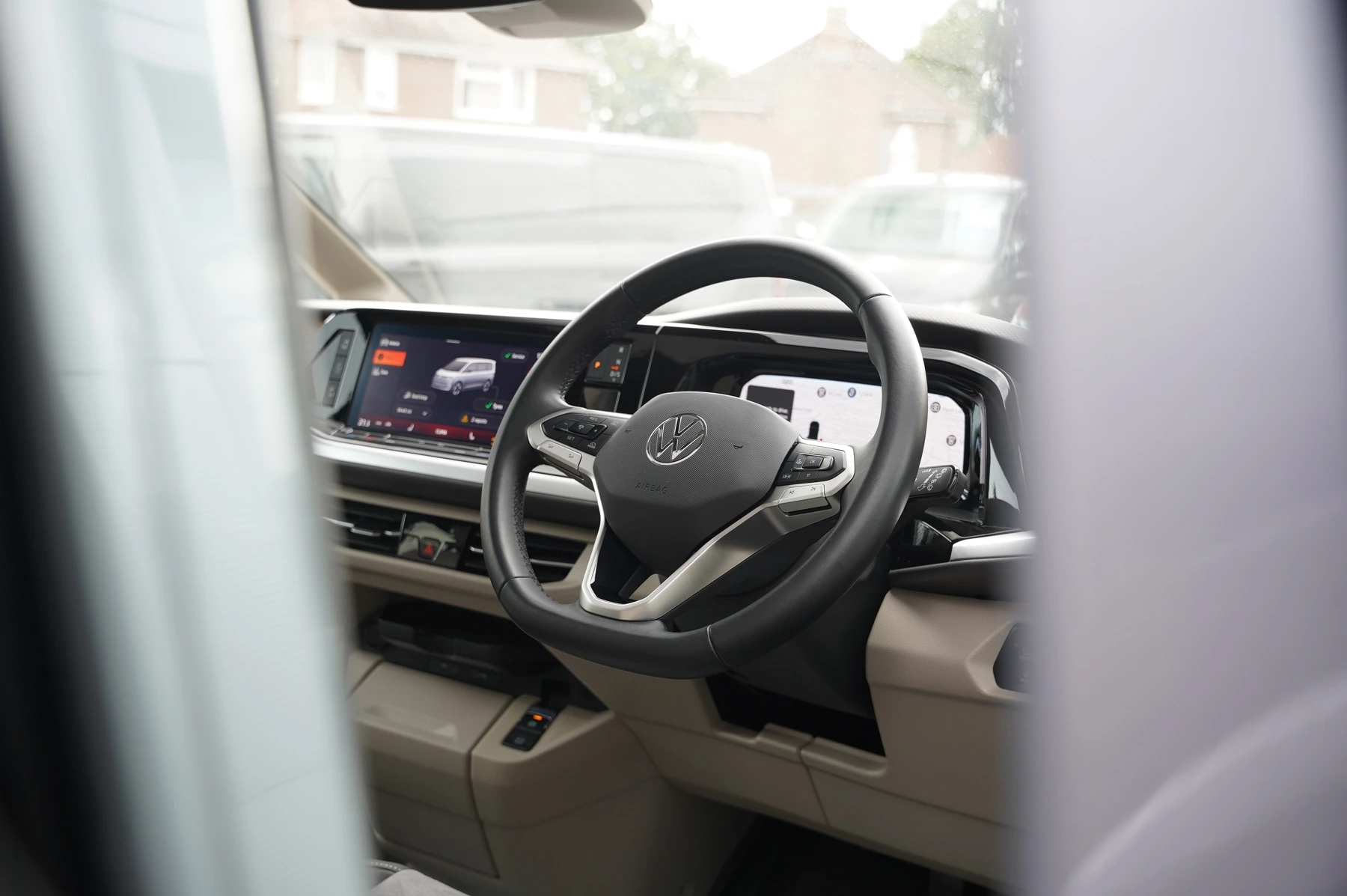 Volkswagen-Multivan-image-15