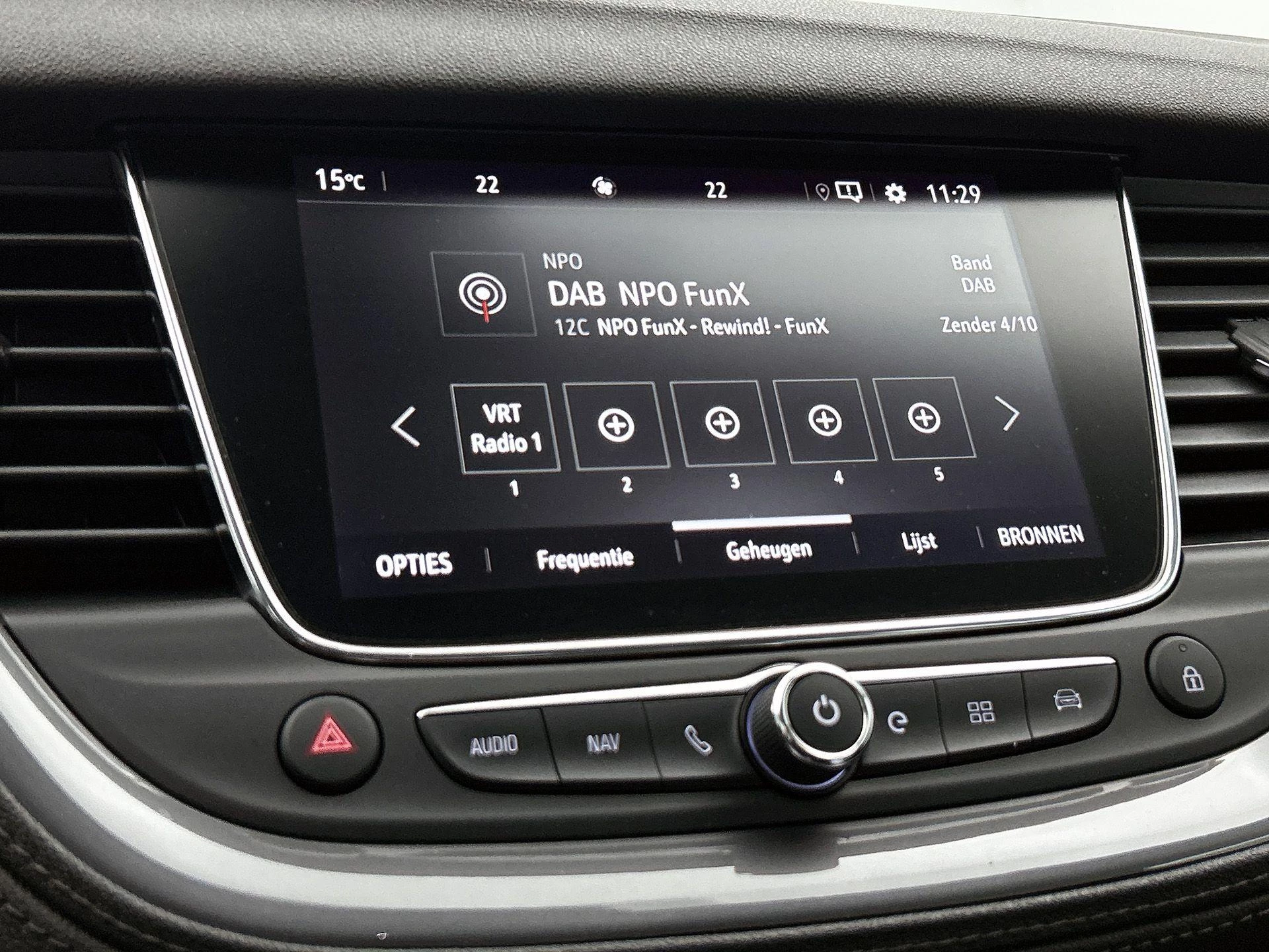 Opel-Grandland X-image-6