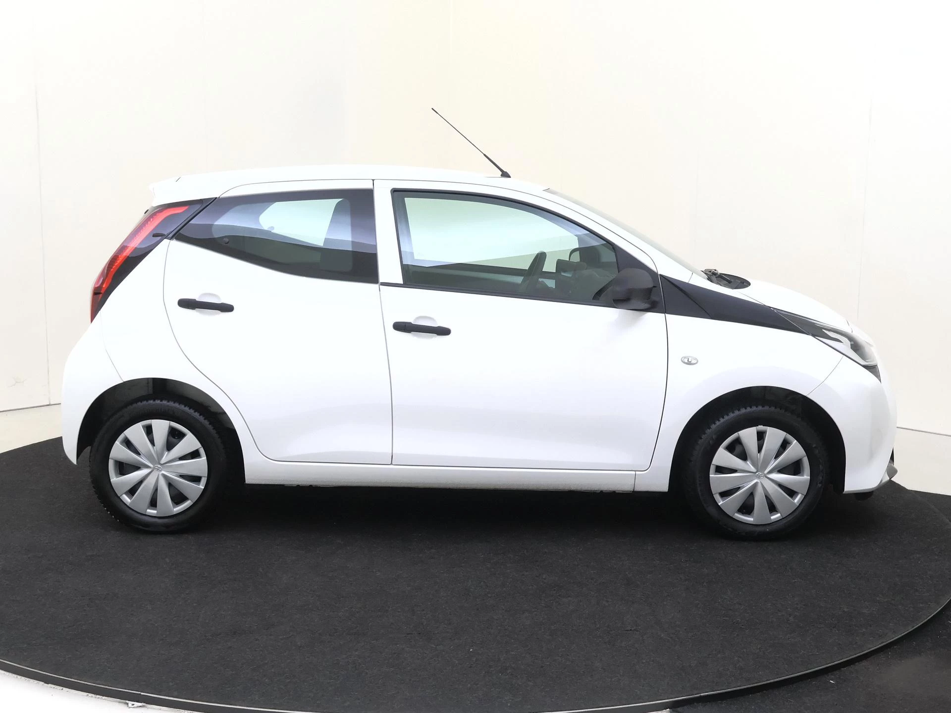Toyota-Aygo-image-7