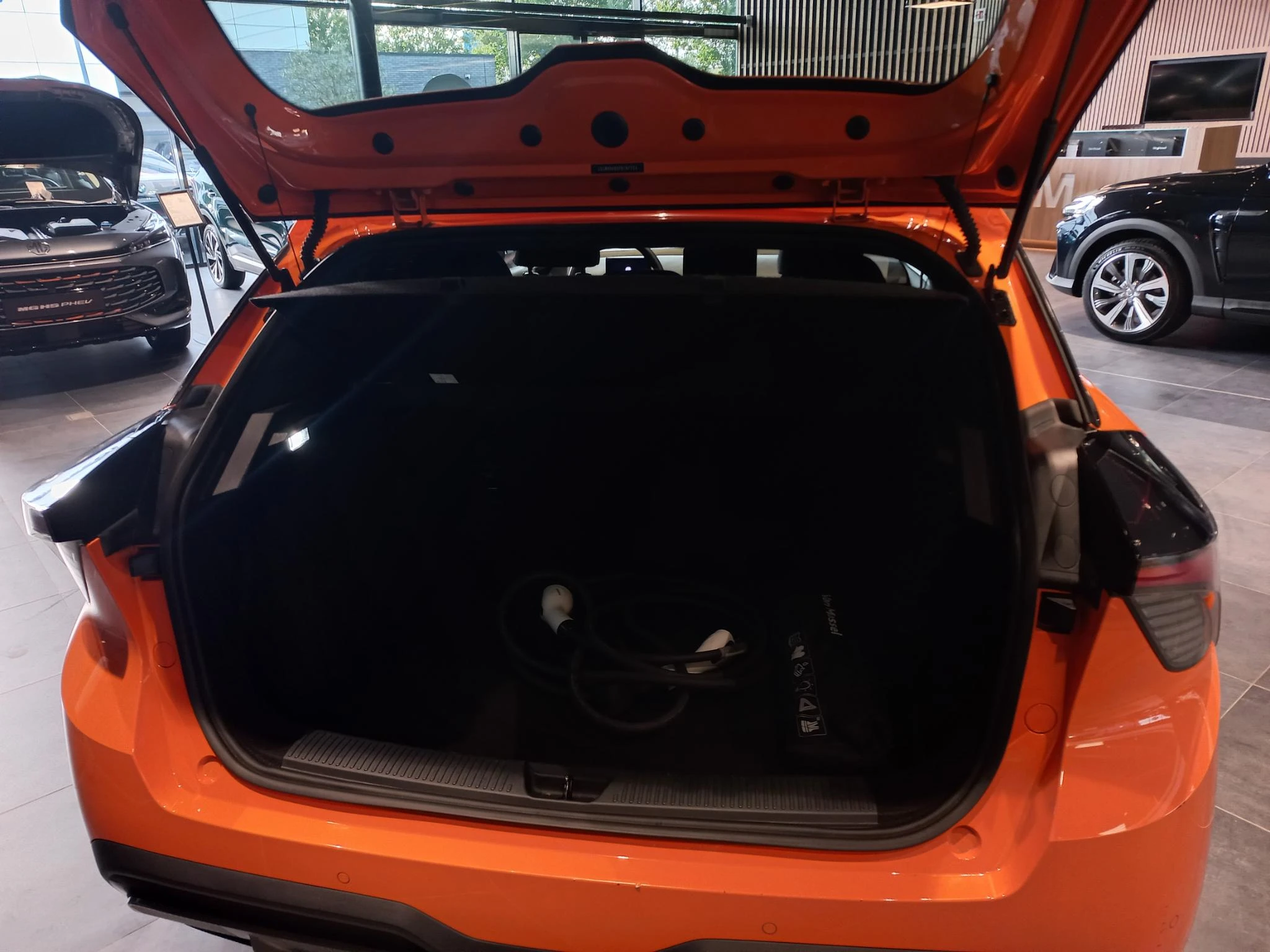 MG-MG4 EV-image-8