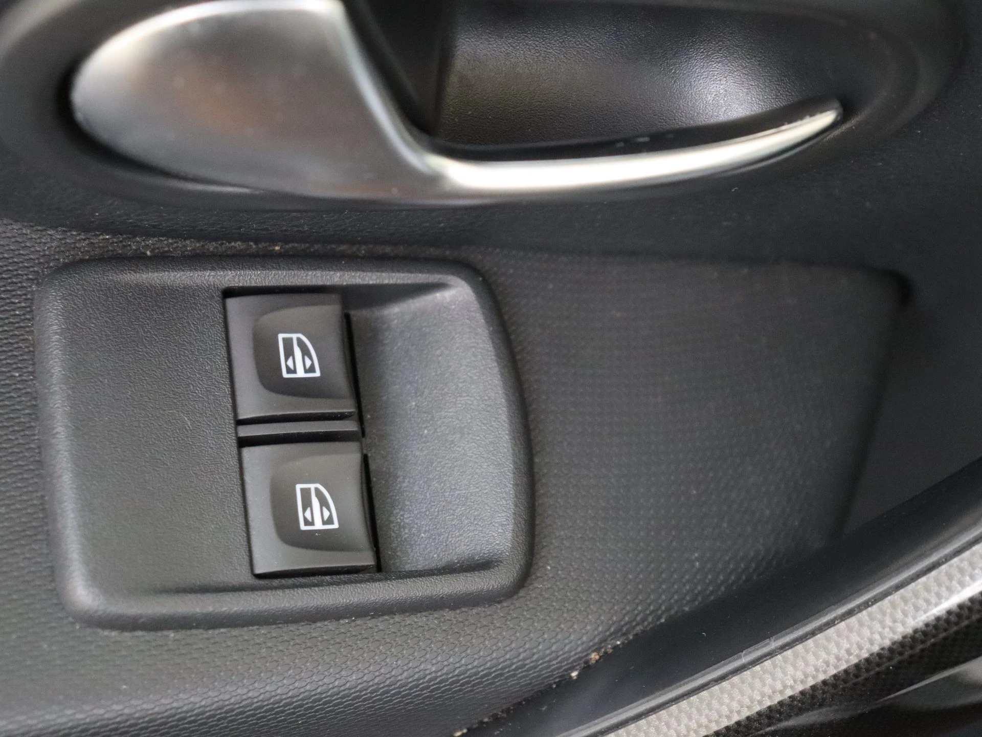 Dacia-Logan-image-23