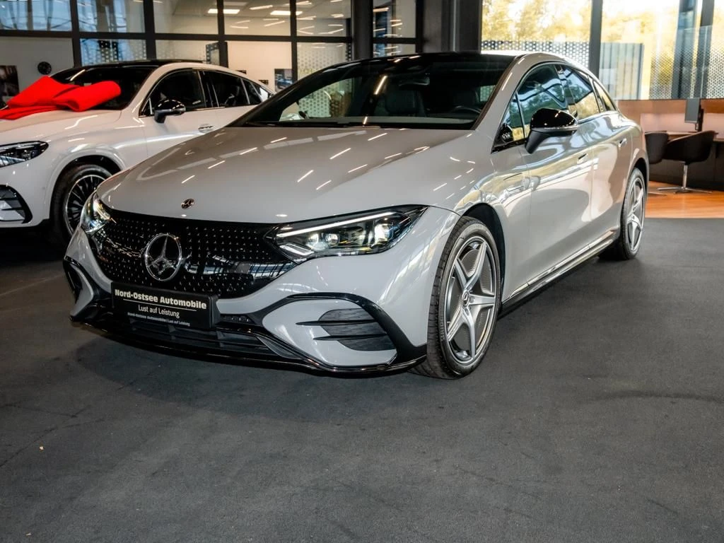 Mercedes-Benz-EQE 500-image-7