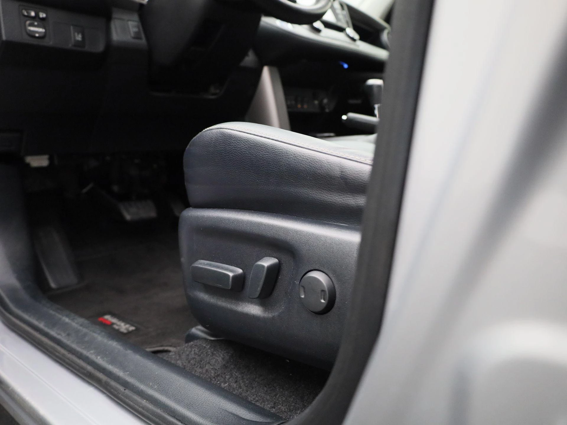 Toyota RAV4 2.5 Hybrid AWD Executive