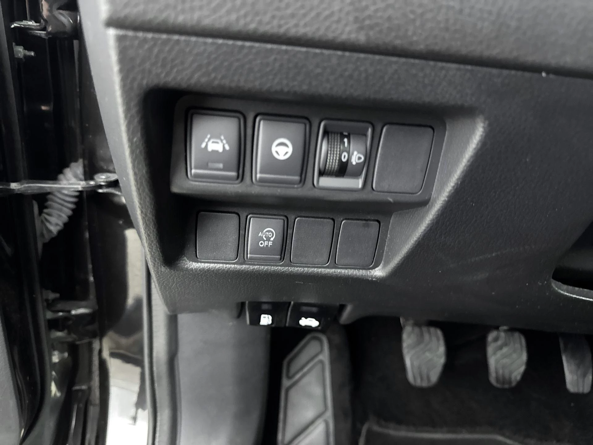 Nissan-QASHQAI-image-27