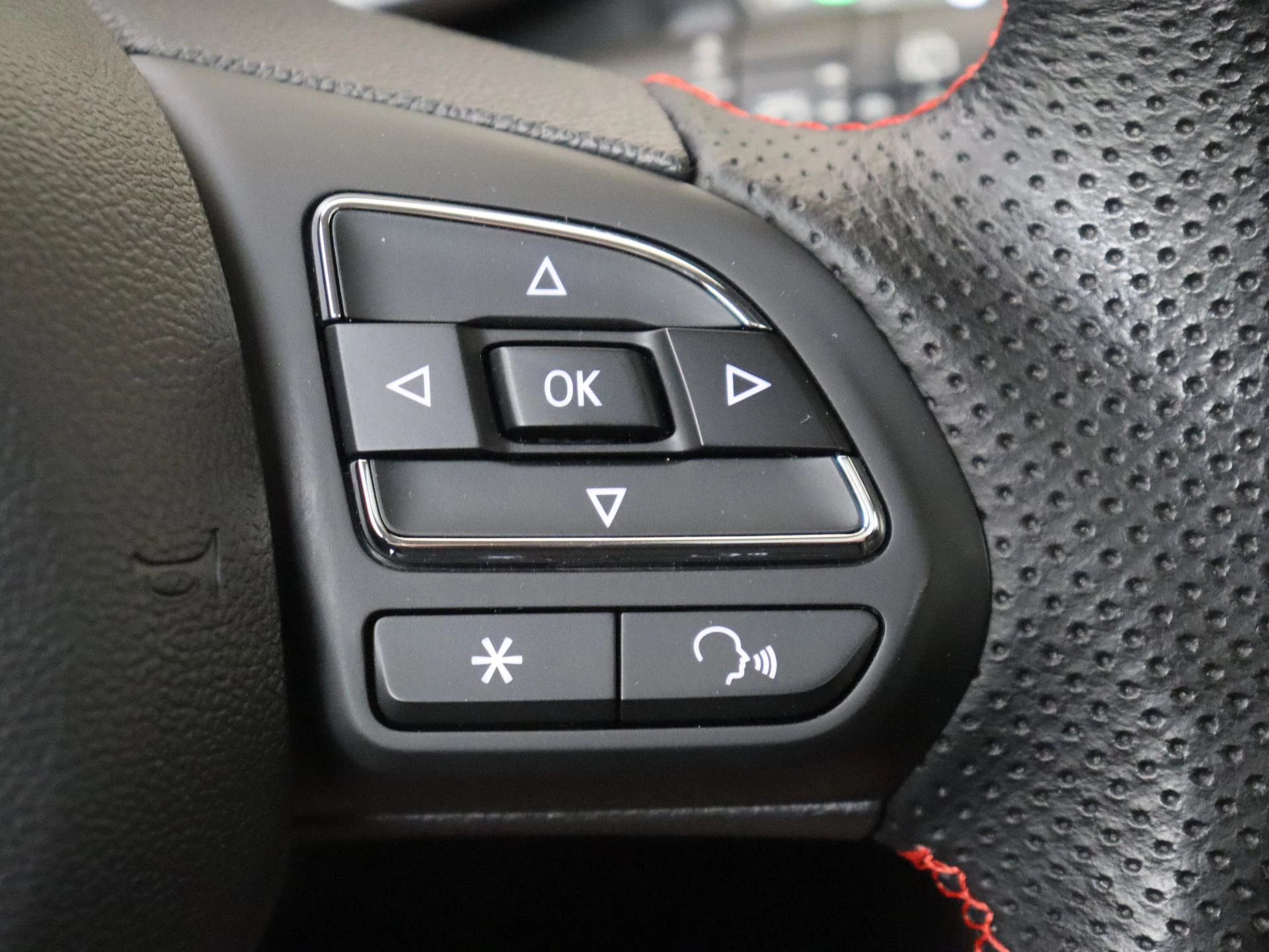 MG ZS EV EV Standard Range Luxury 50 kWh