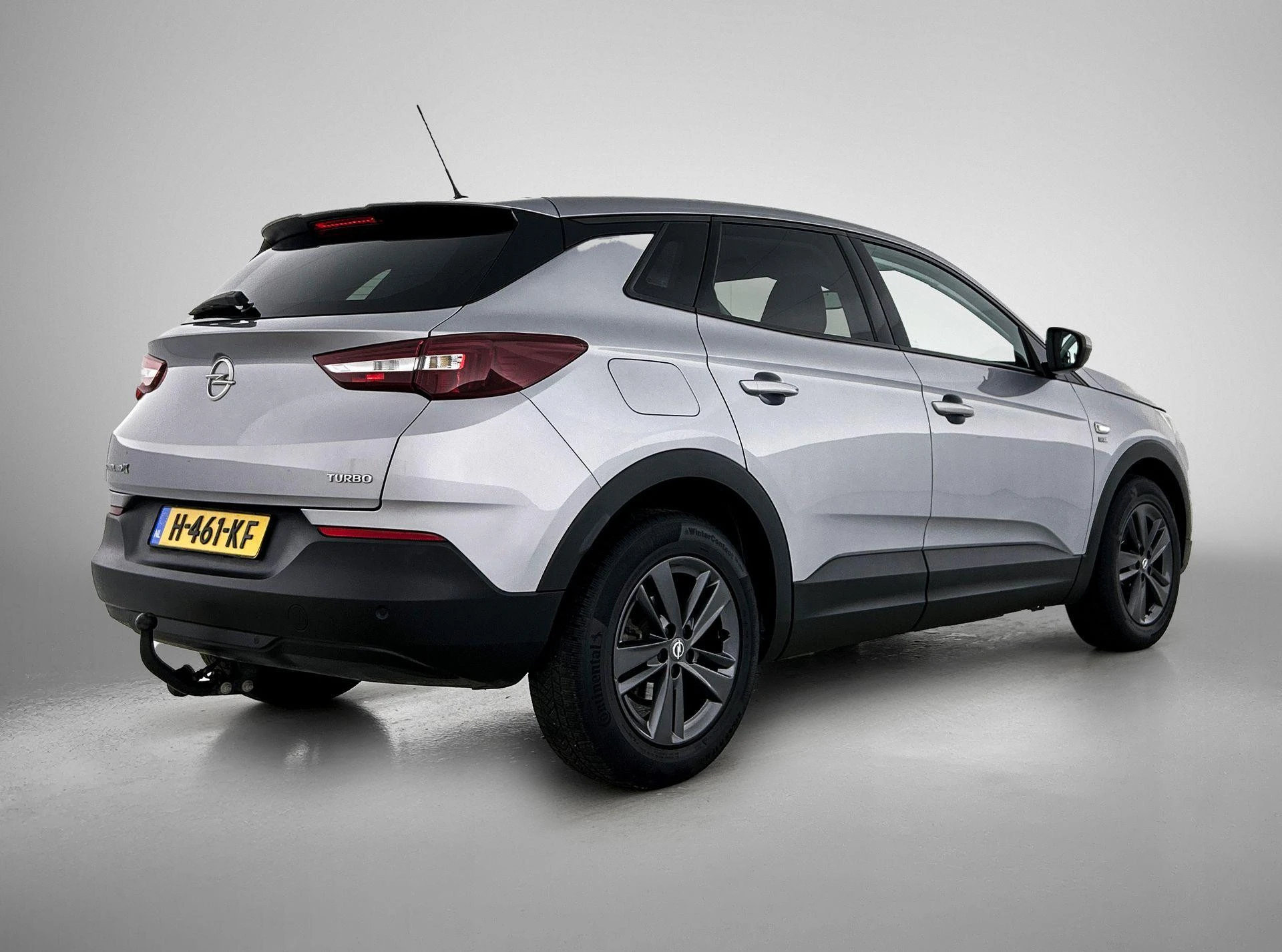 Opel-Grandland X-image-3
