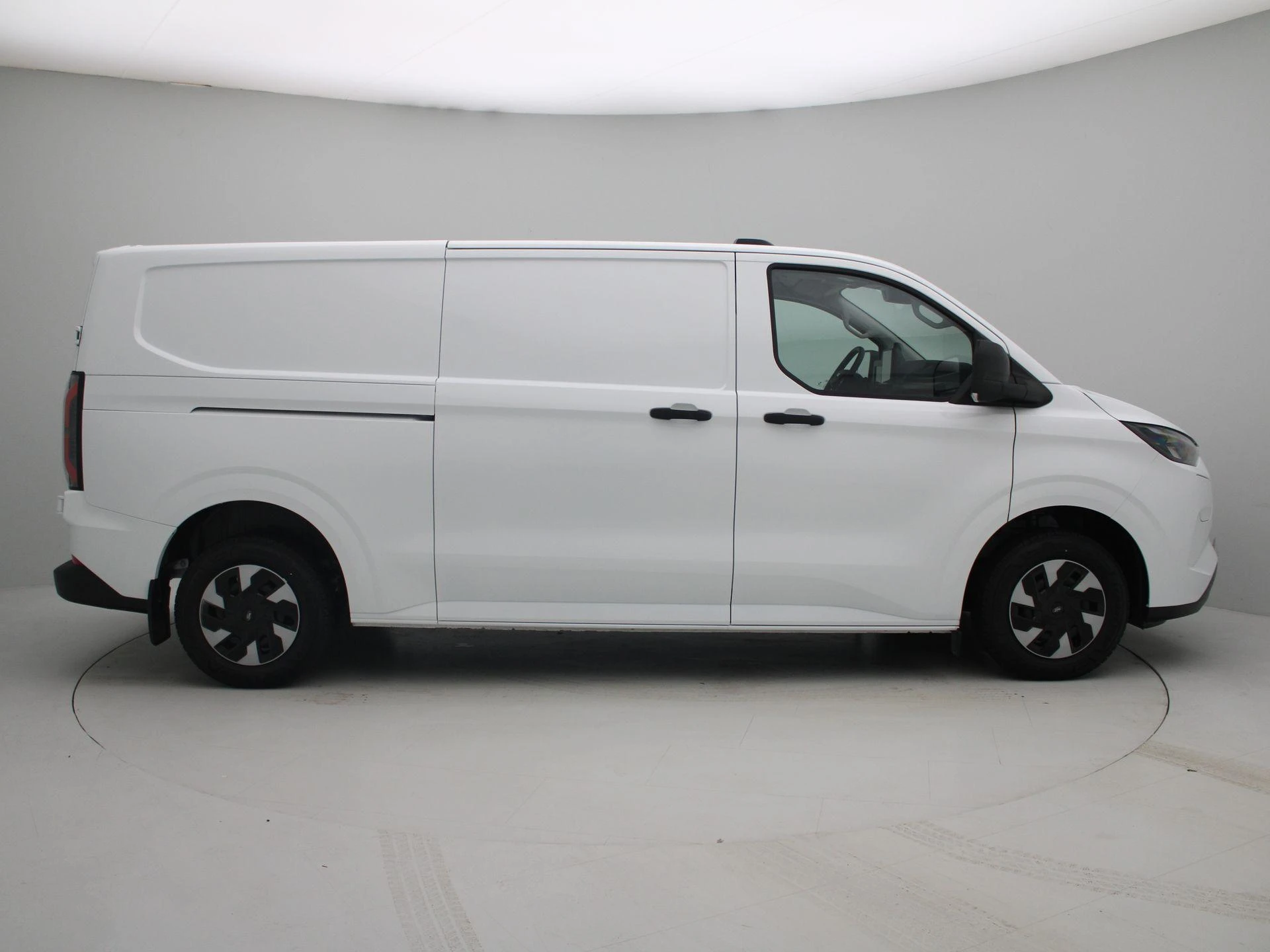 Ford-E-Transit-image-5