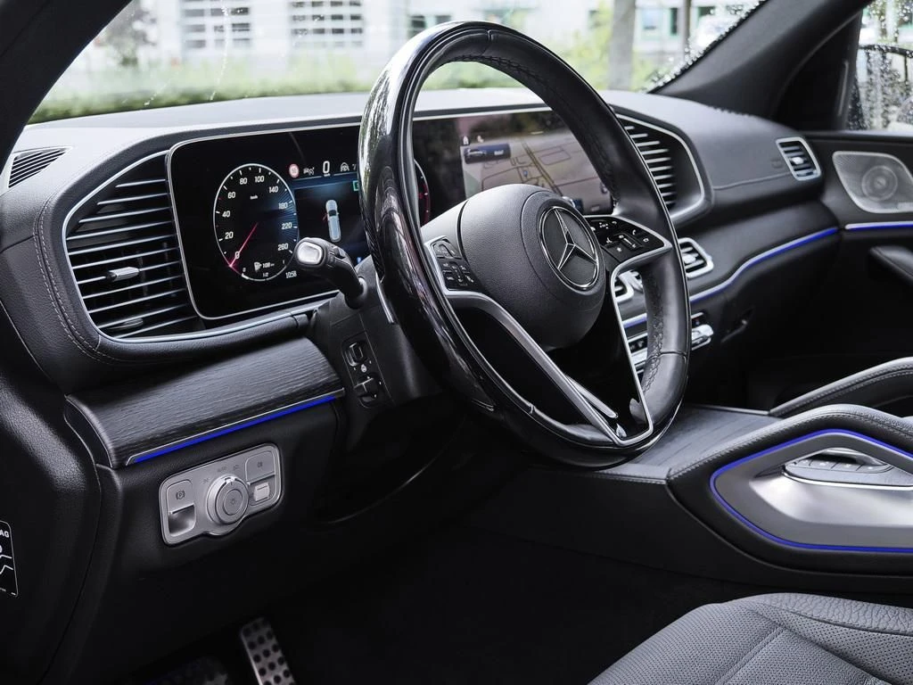 Mercedes-Benz-GLS 450 d-image-9