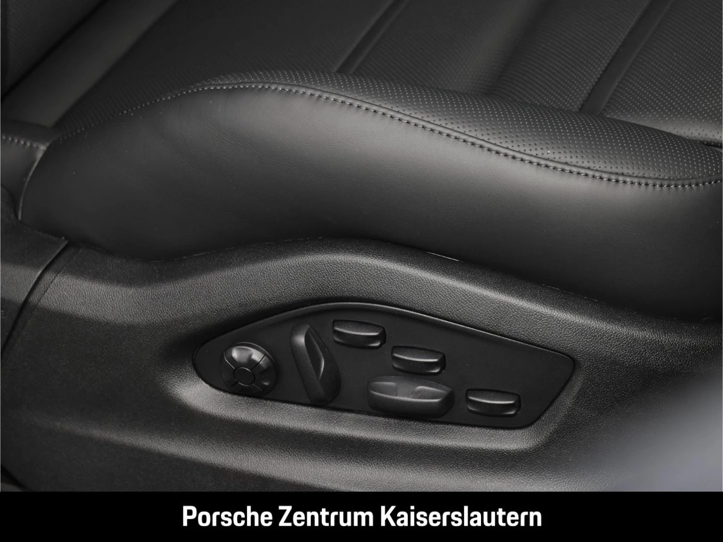 Porsche Cayenne E-Hybrid Surround-View InnoDrive BOSE -