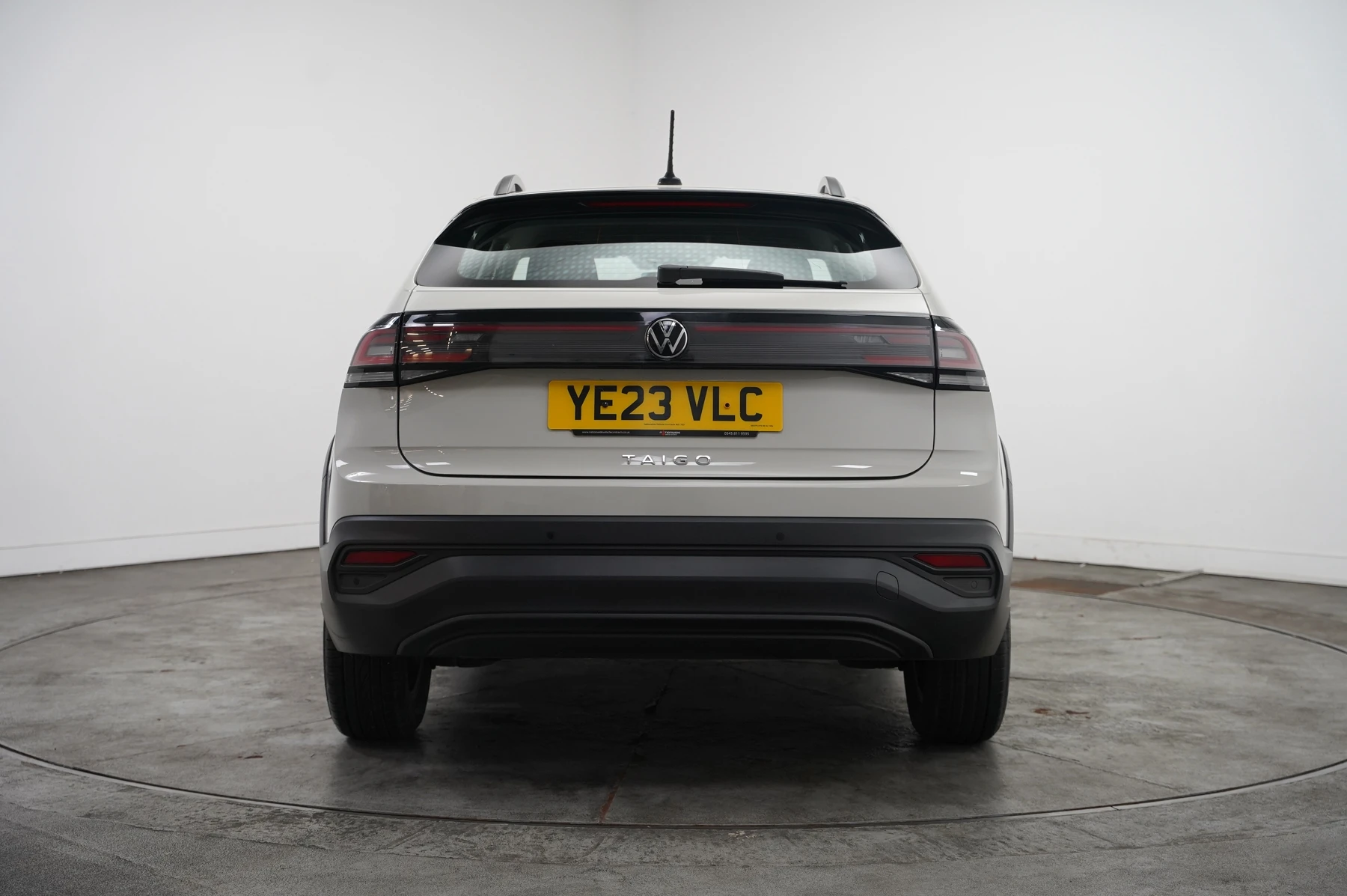 Volkswagen-Taigo-image-13