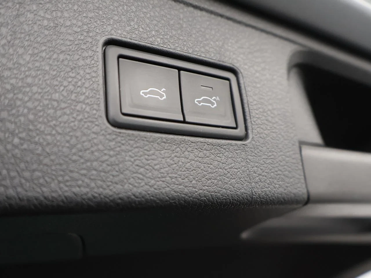 Volkswagen-Passat-image-19