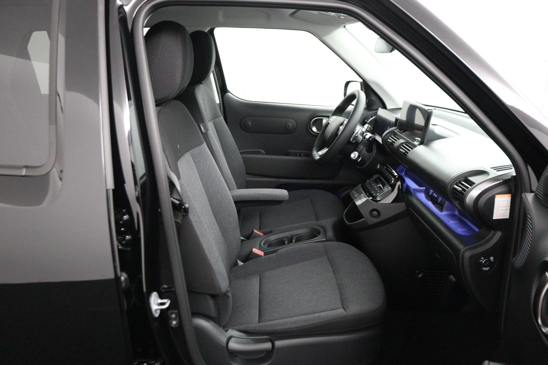 Hyundai-Inster-image-22
