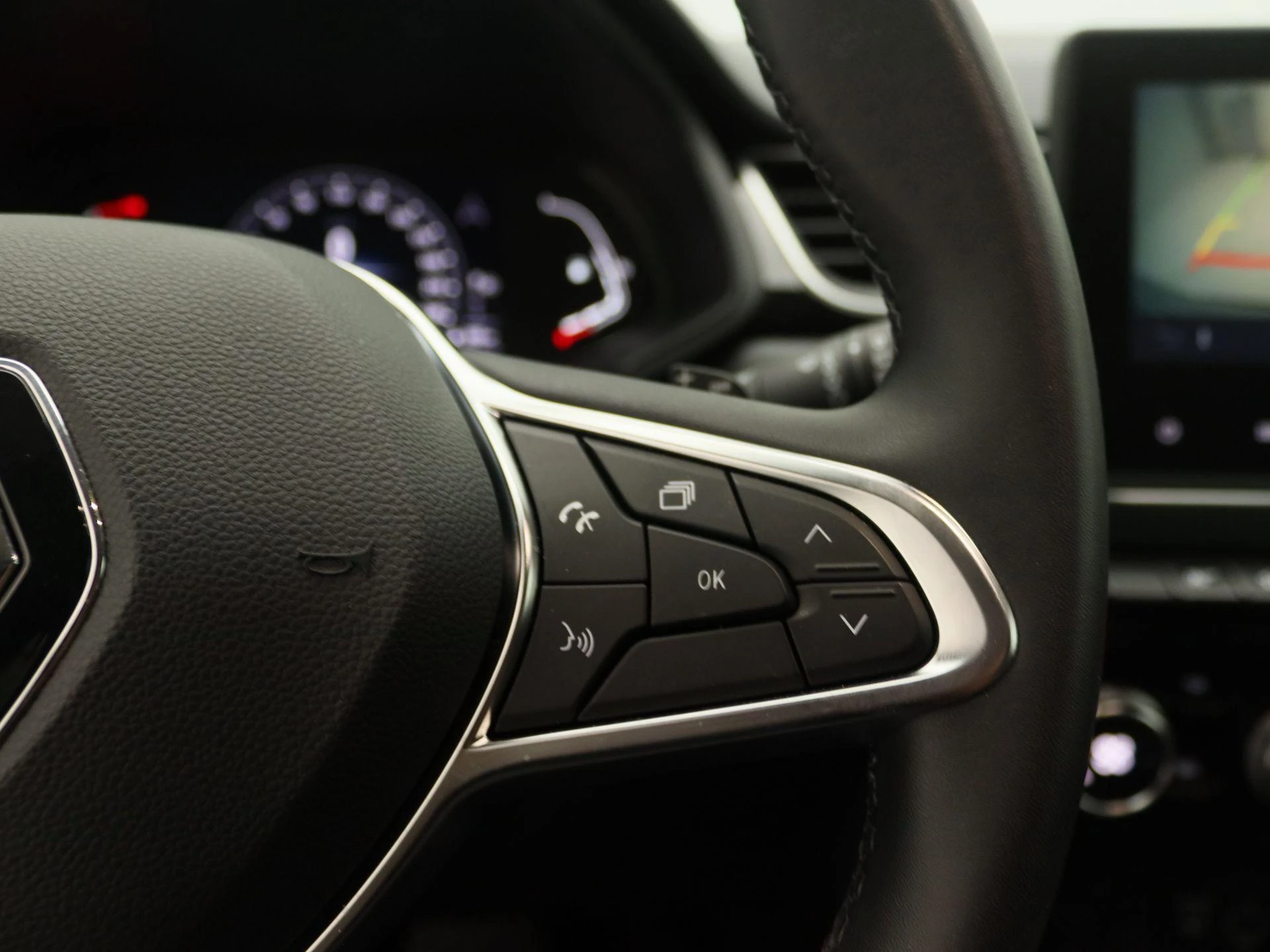 Renault-Captur-image-17