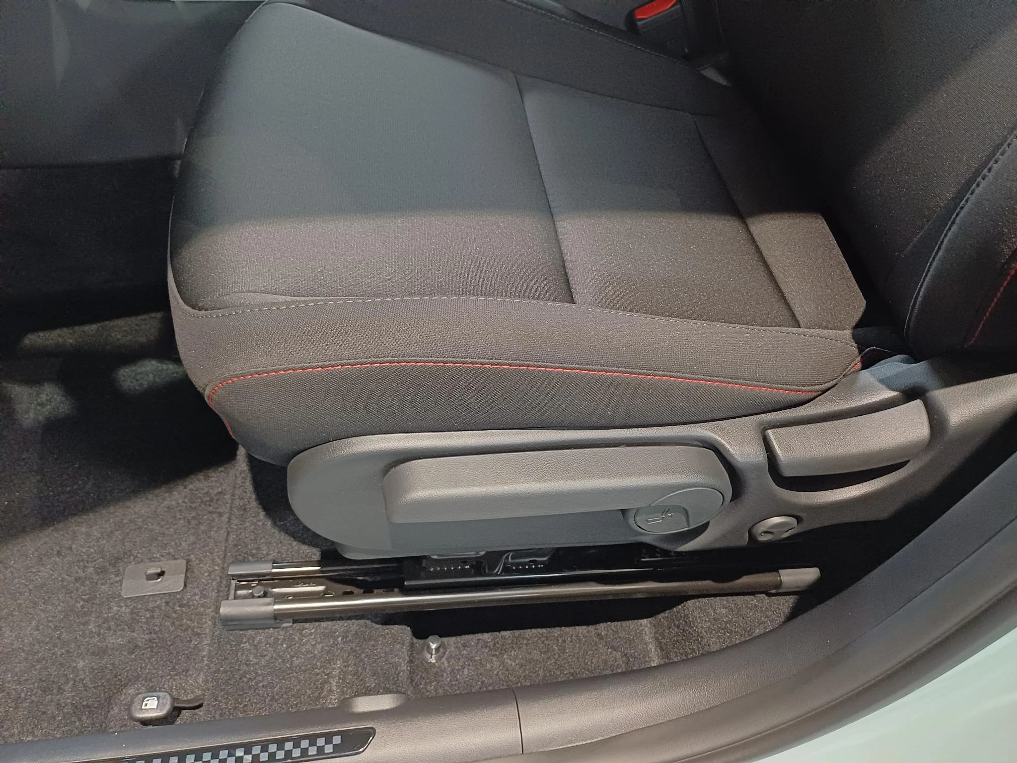 Hyundai-Kona-image-14