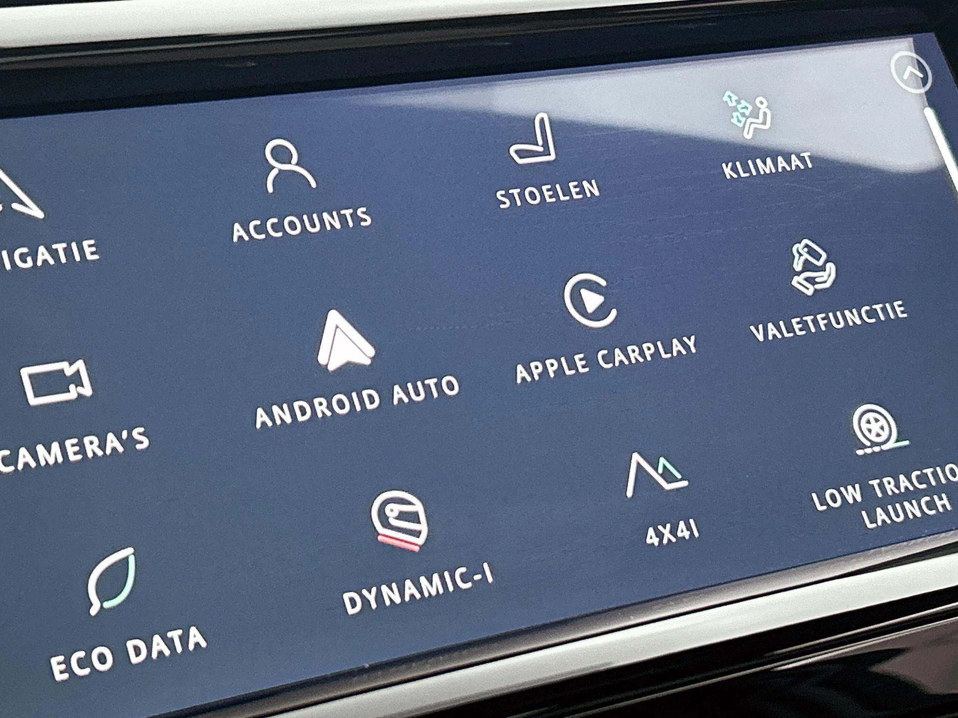 Land Rover-Discovery Sport-image-20