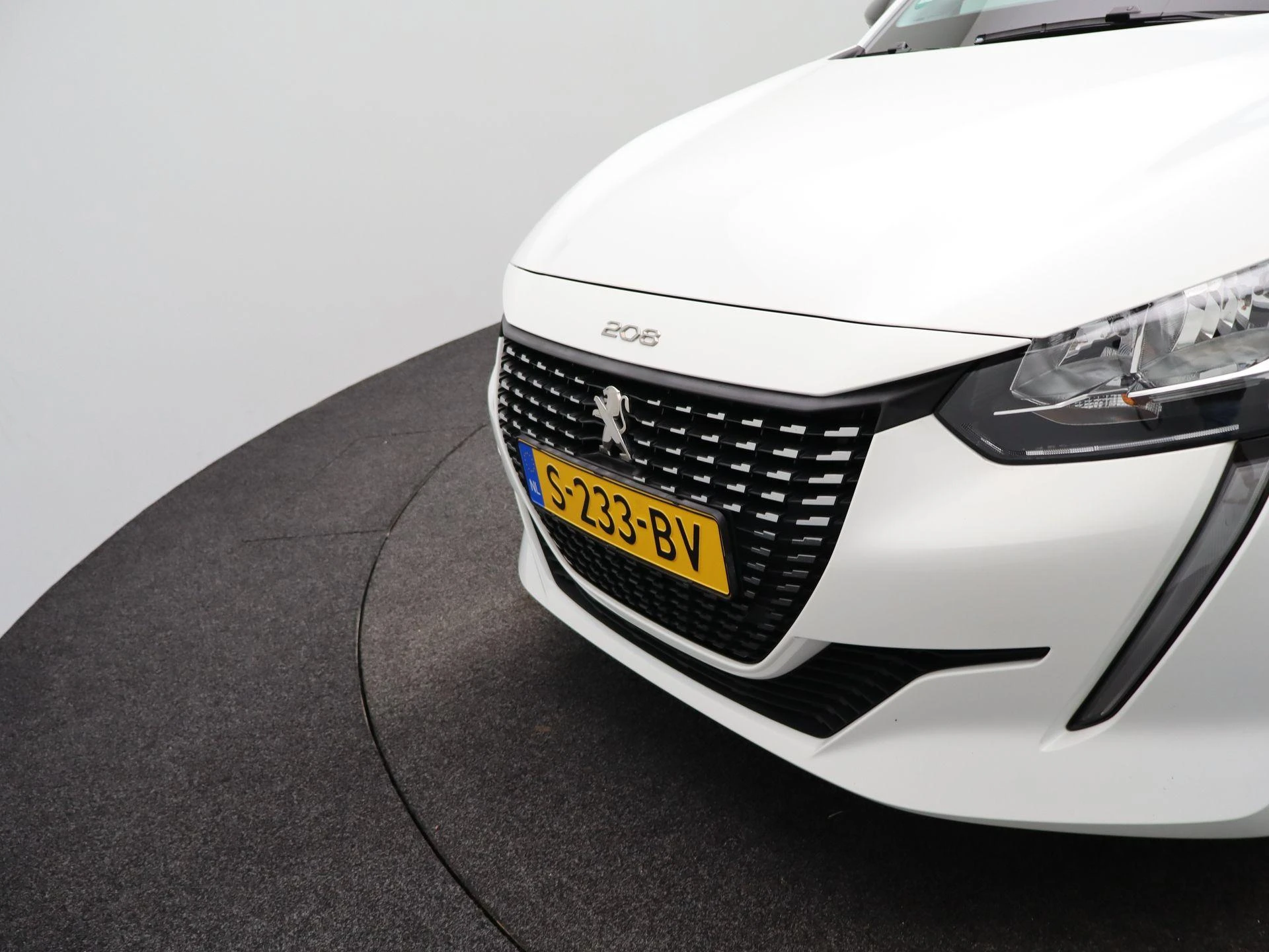 Peugeot-208-image-29