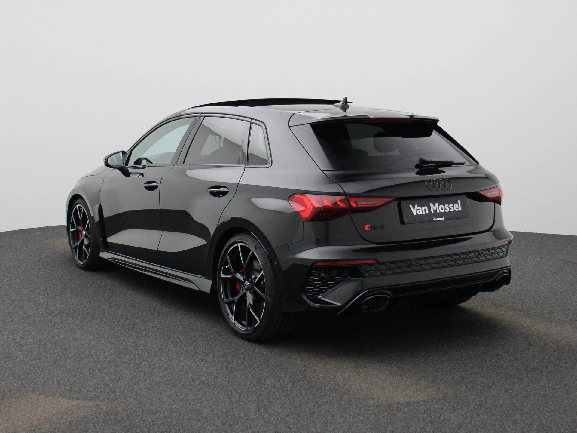 Audi-RS3-image-1