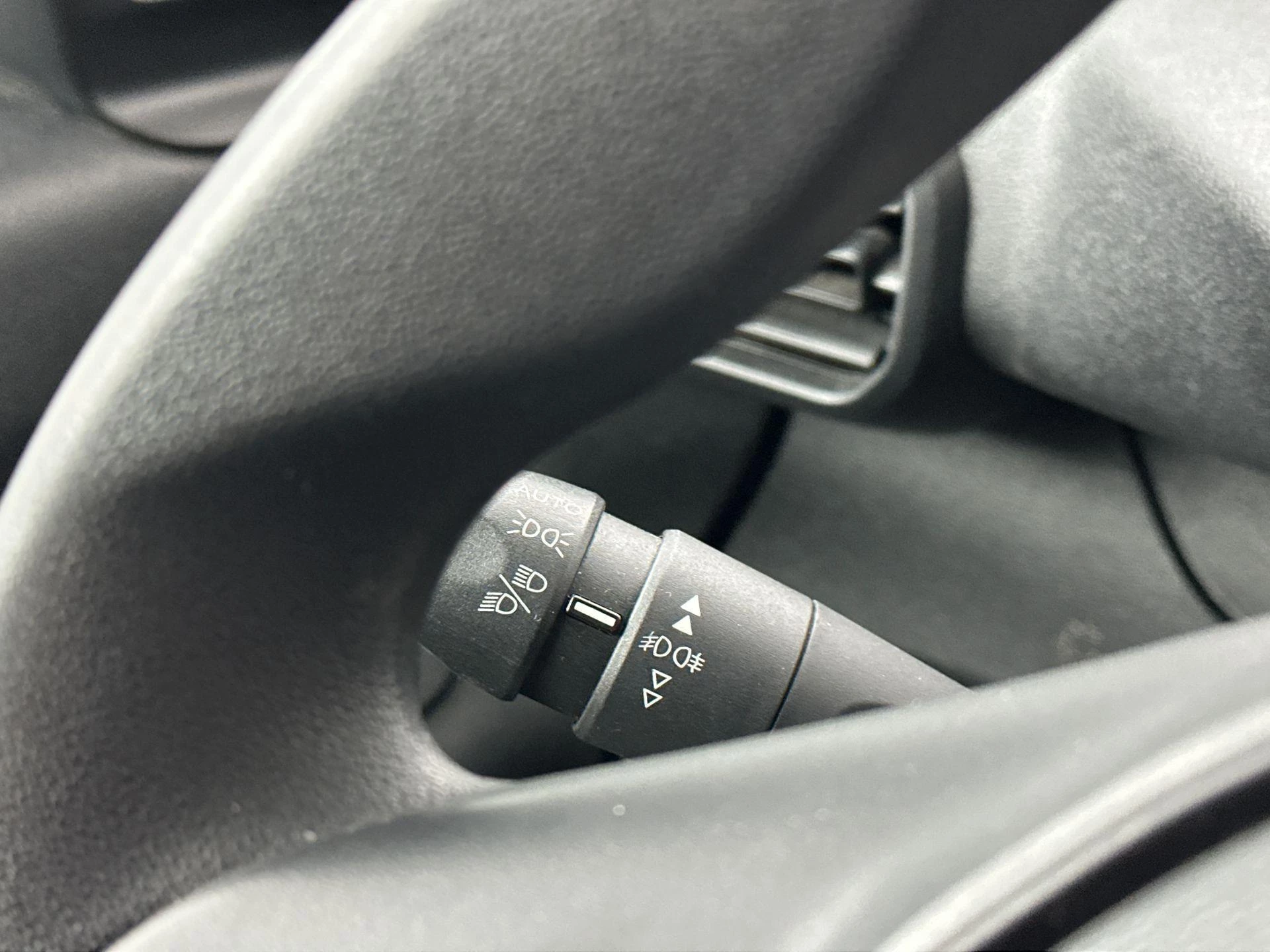 Peugeot-Partner-image-19