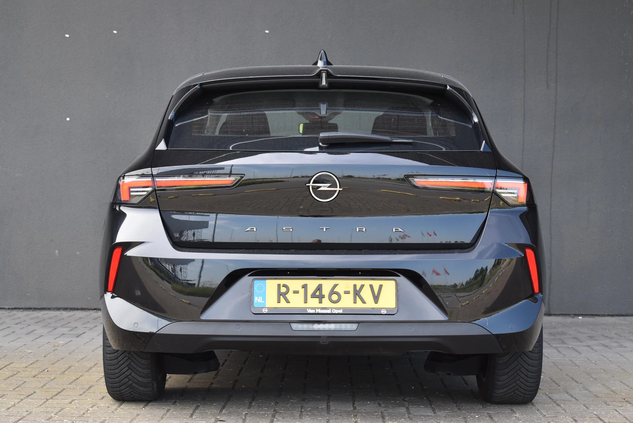 Opel Astra 1.2 Edition