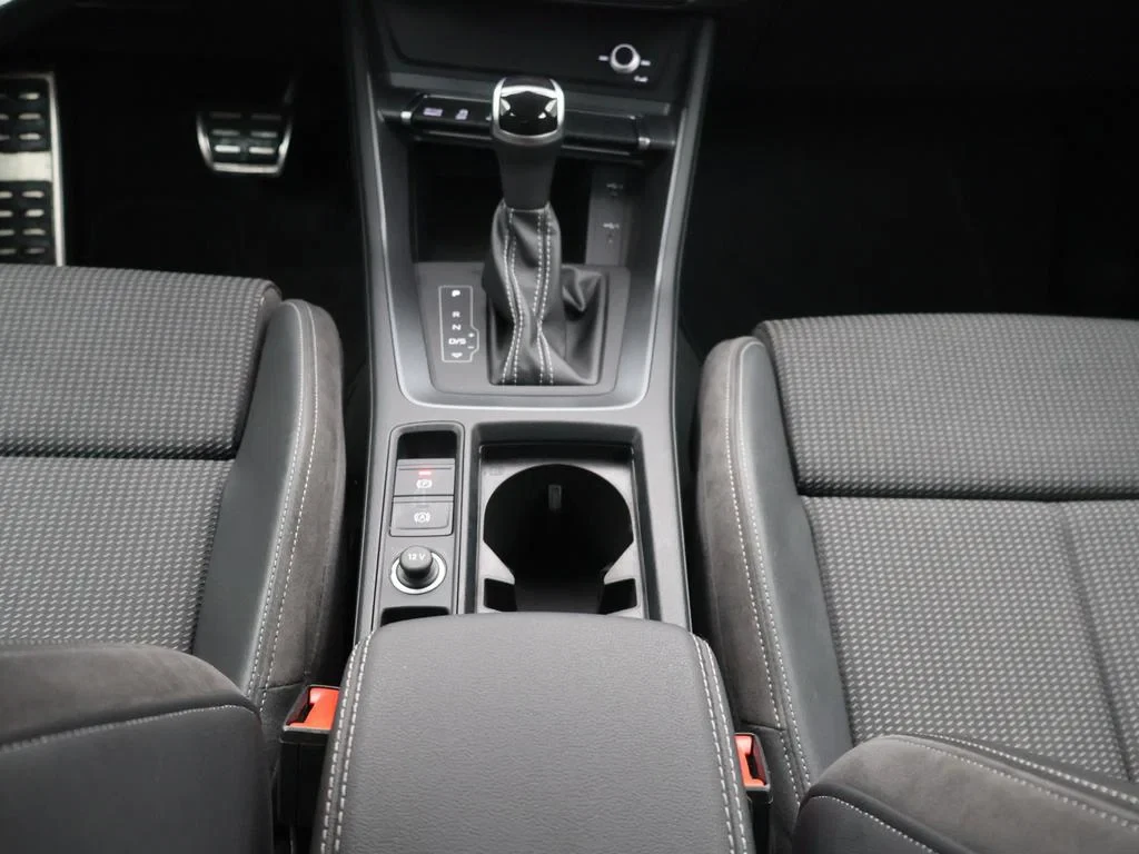 Audi-Q3-image-13