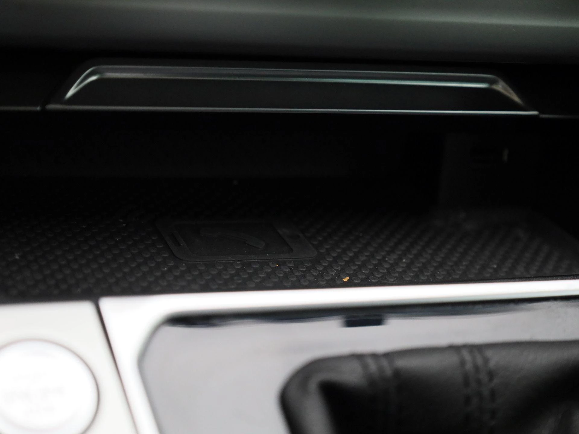 Volkswagen-Passat-image-22