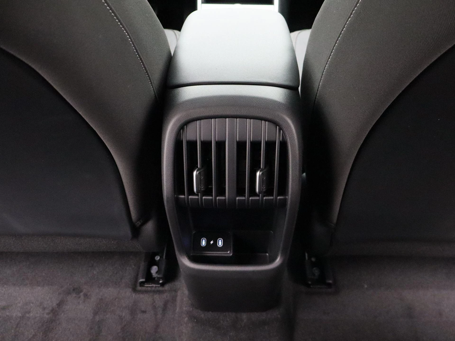 Hyundai-Kona-image-34