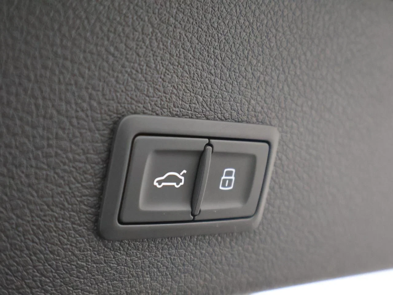 Audi-e-tron-image-23