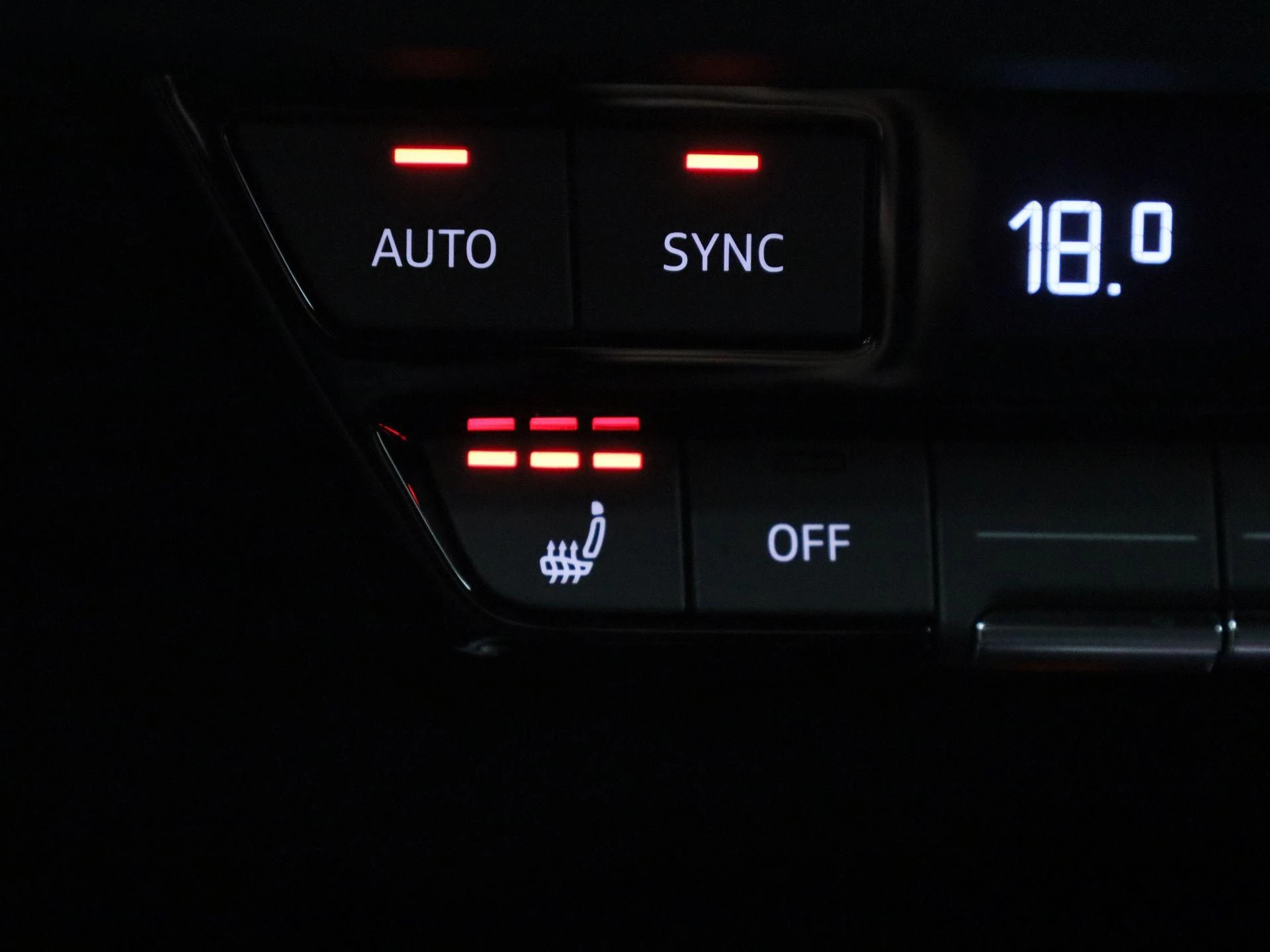 Audi-Q4 e-tron-image-22