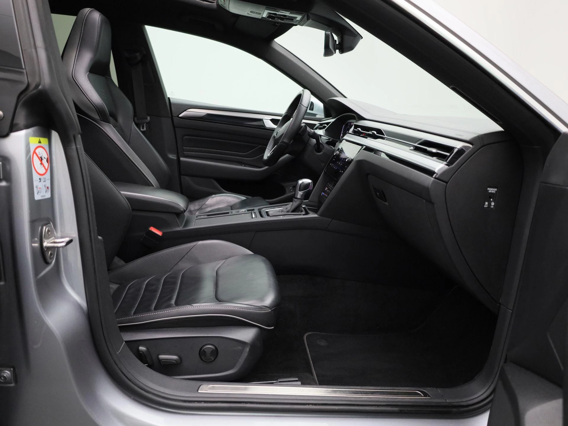 Volkswagen-Arteon-image-41