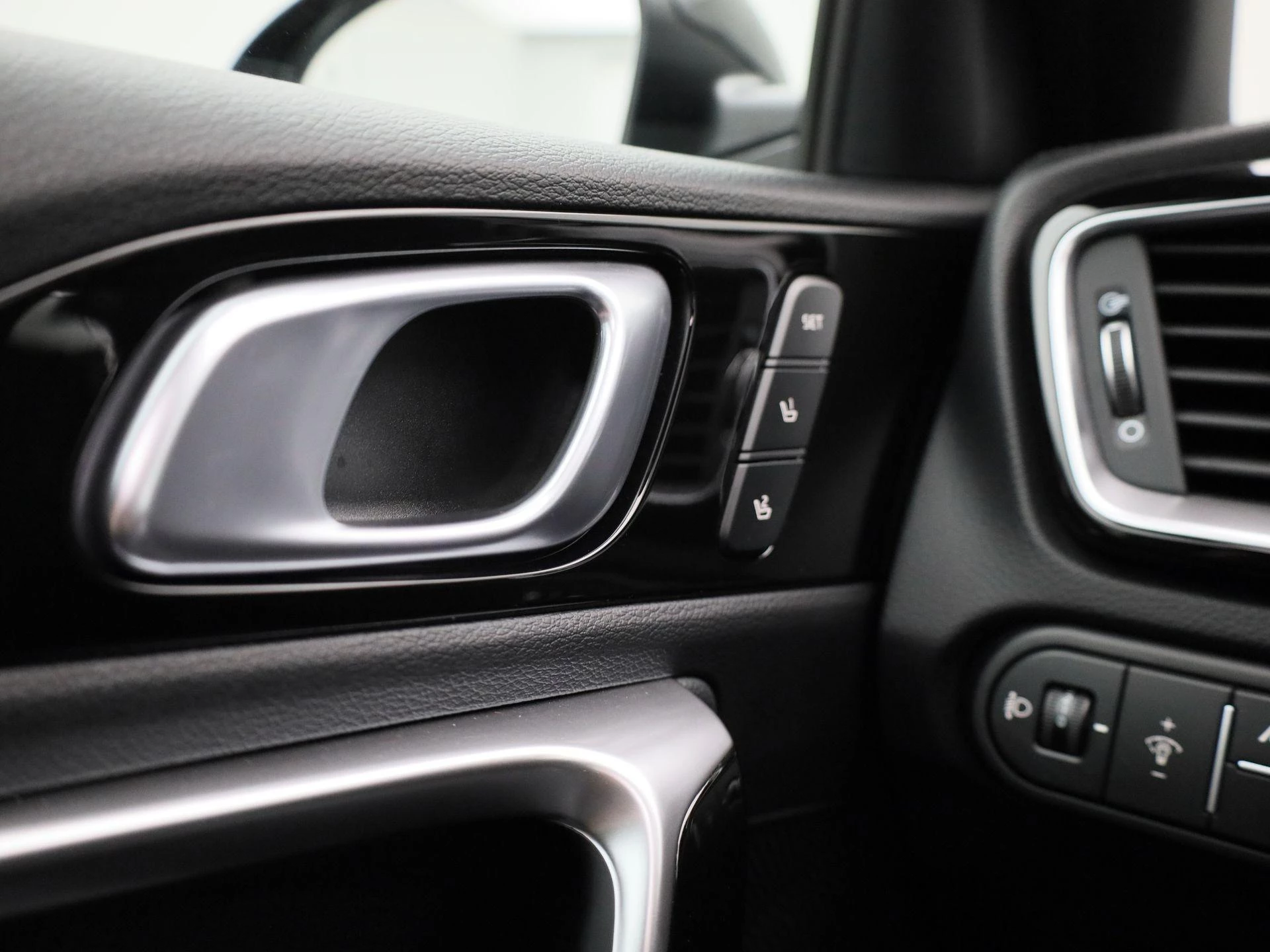 Kia-Ceed Sportswagon-image-18