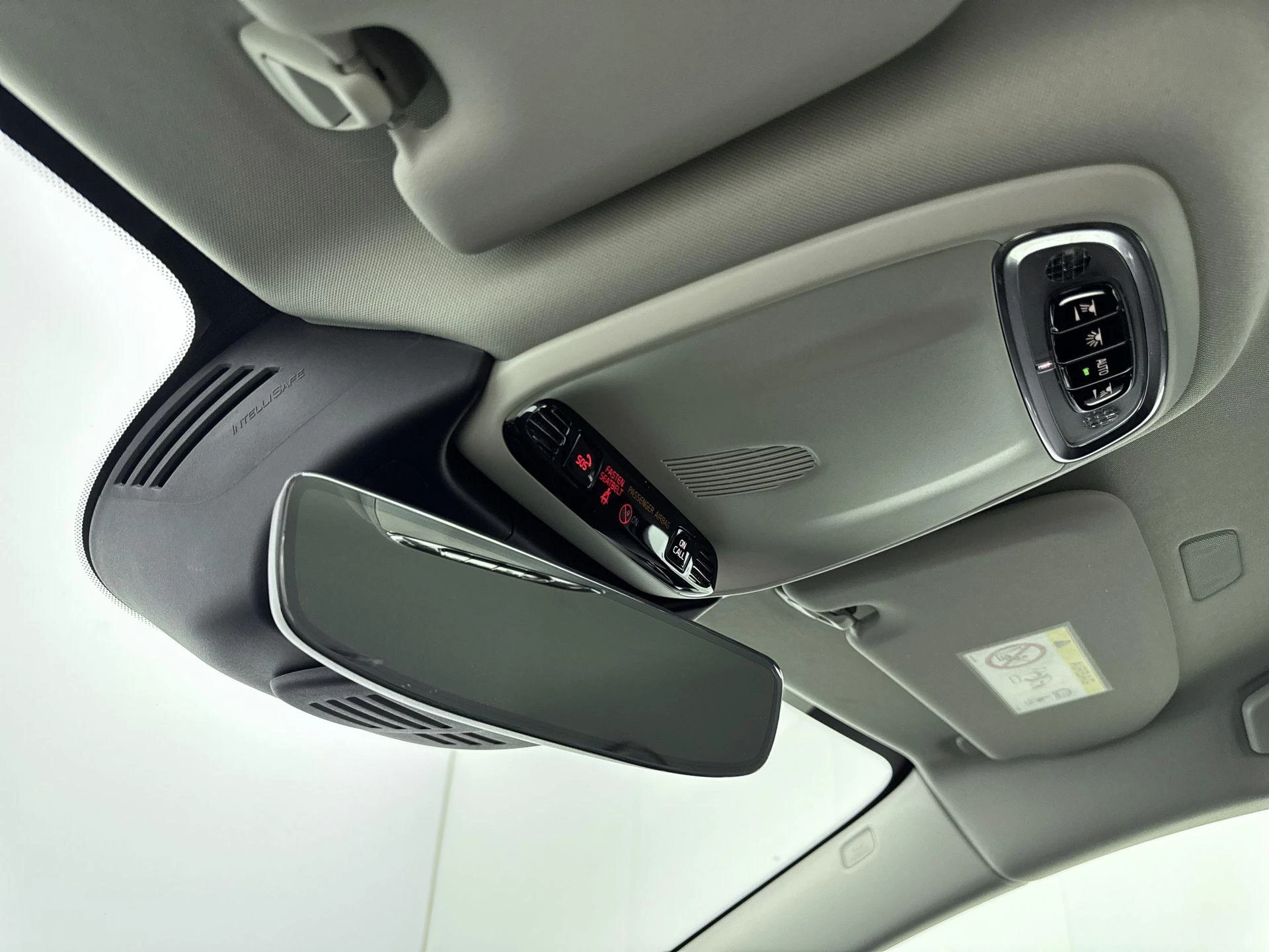 Volvo-S60-image-22
