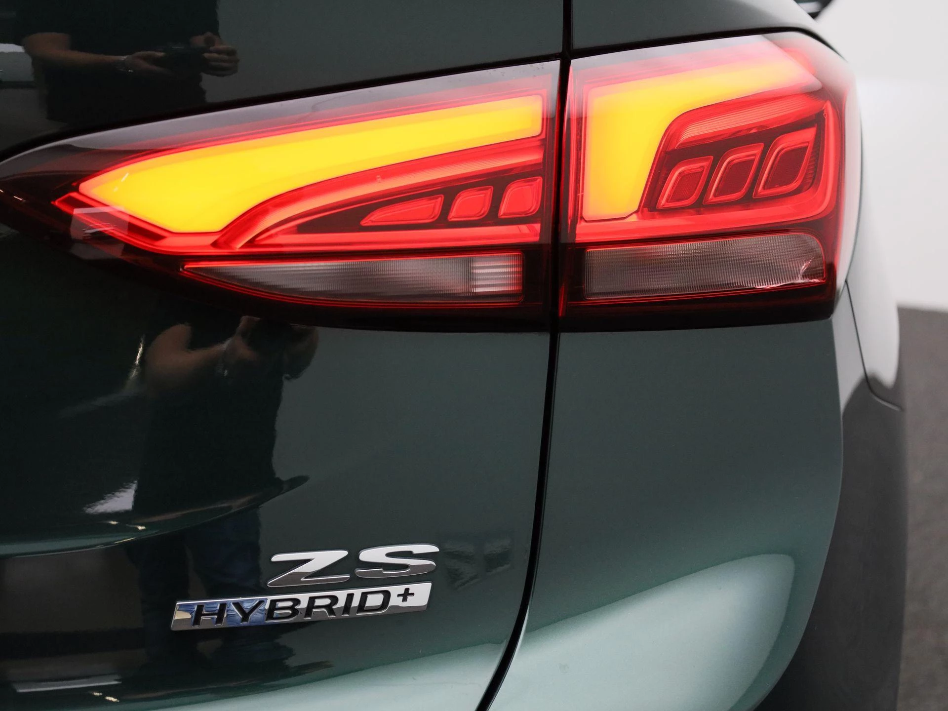 MG ZS 1.5 Hybrid+ Luxury