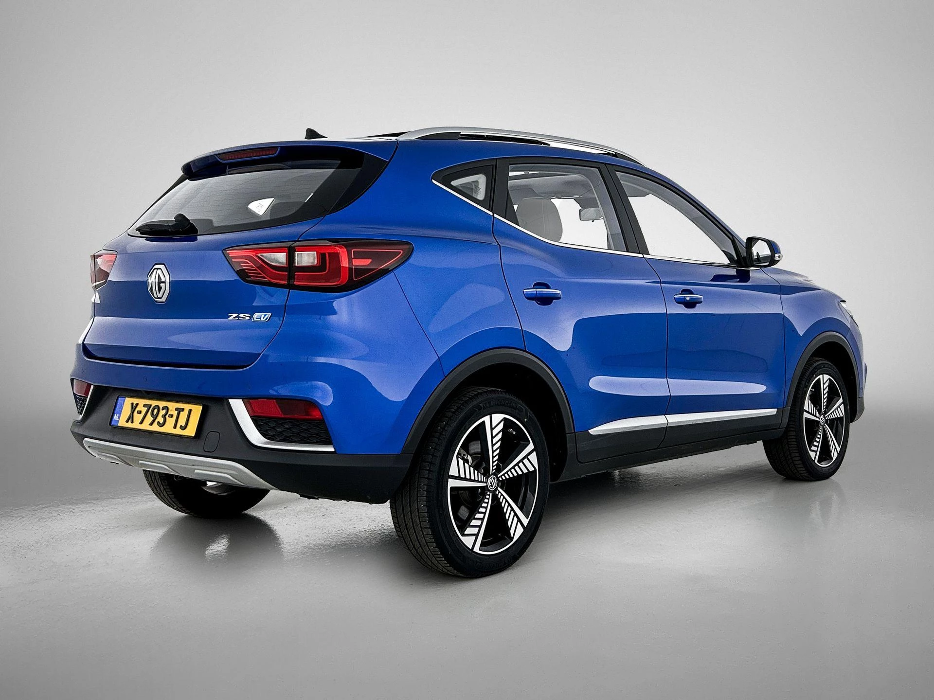 MG ZS EV Luxury 45 kWh