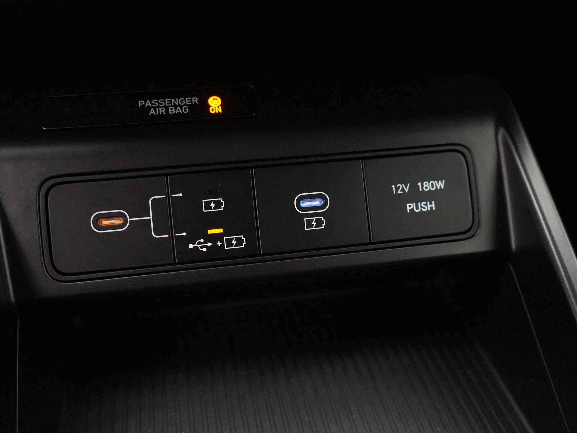 Hyundai-Kona-image-19