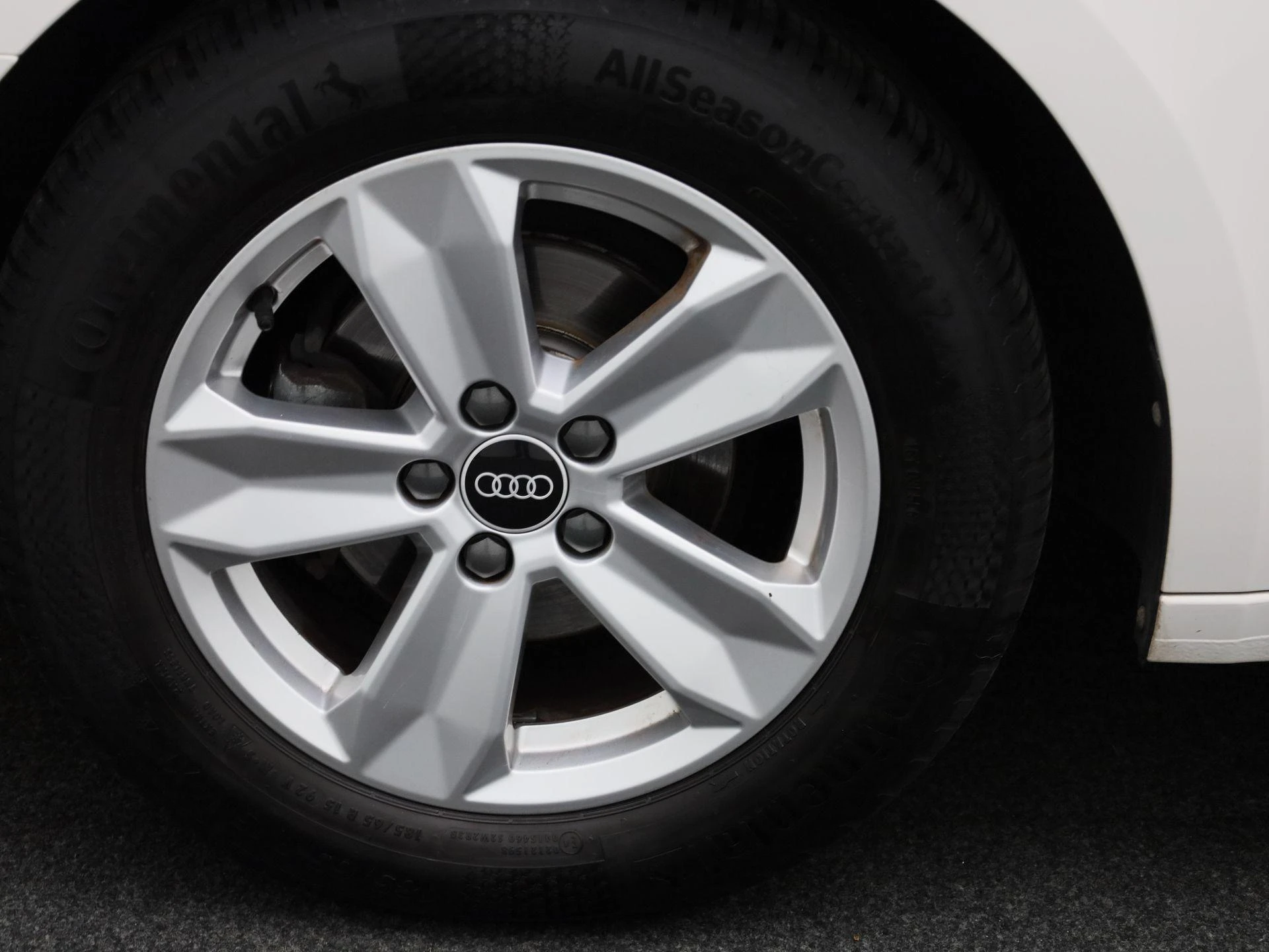 Audi-A1 Sportback-image-12