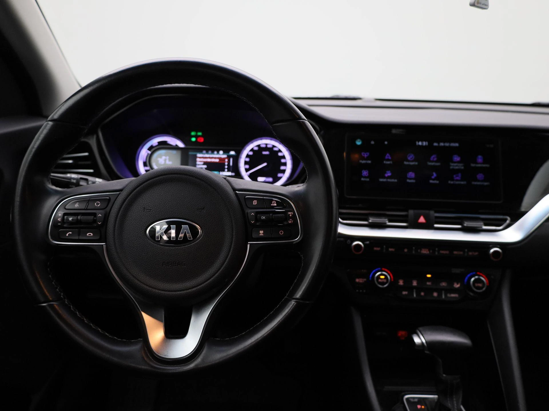 Kia-Niro-image-2