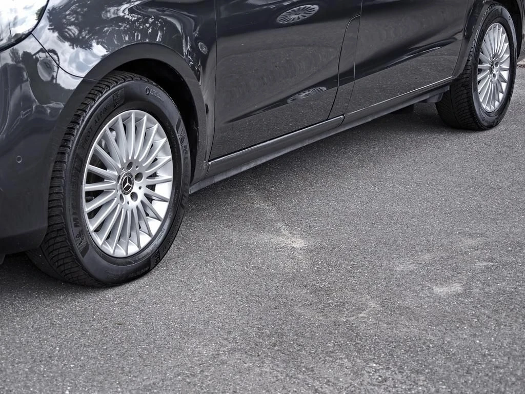 Mercedes-Benz-V-Klasse 220-image-6