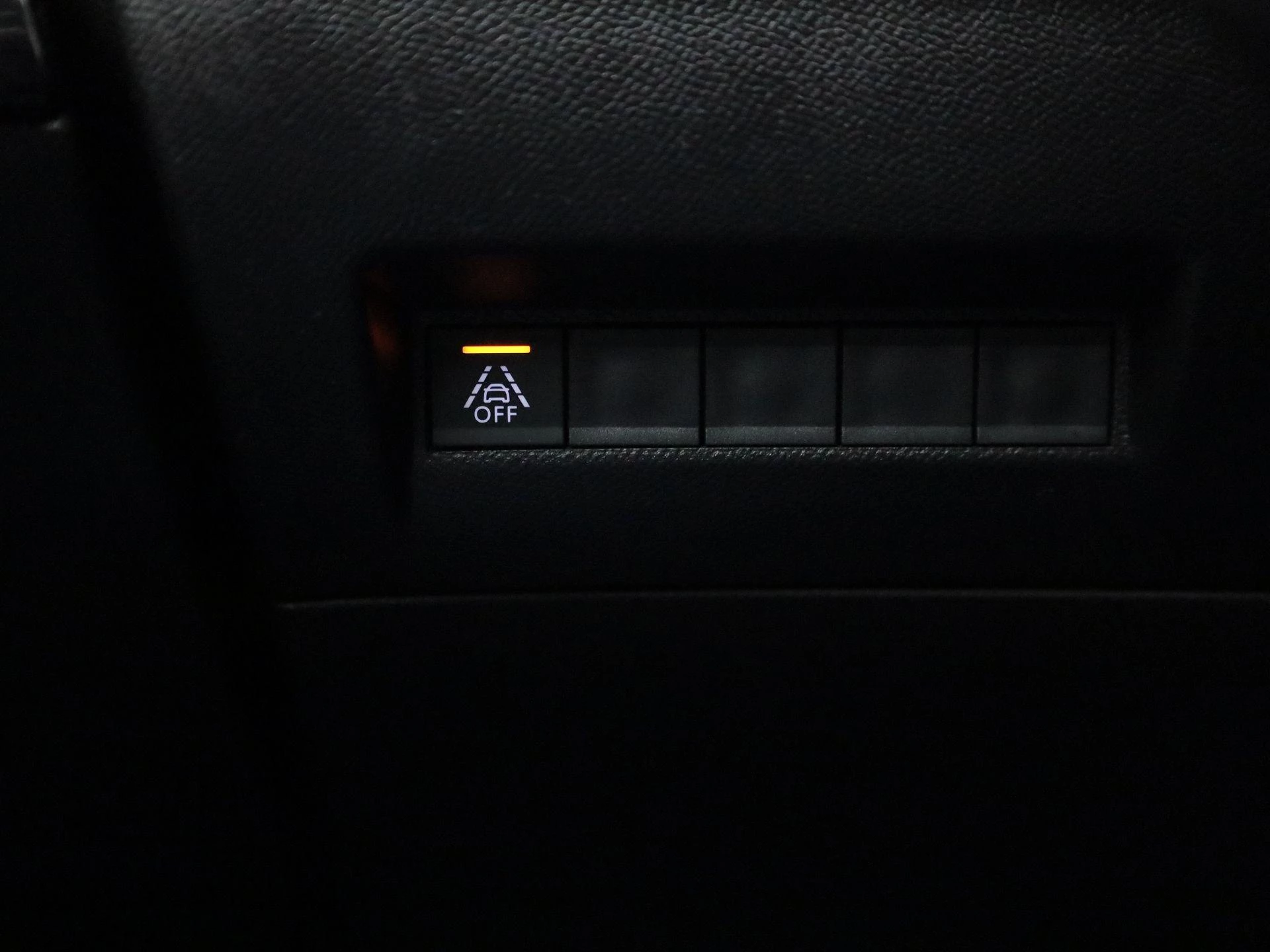 Peugeot e-2008 EV GT 50 kWh