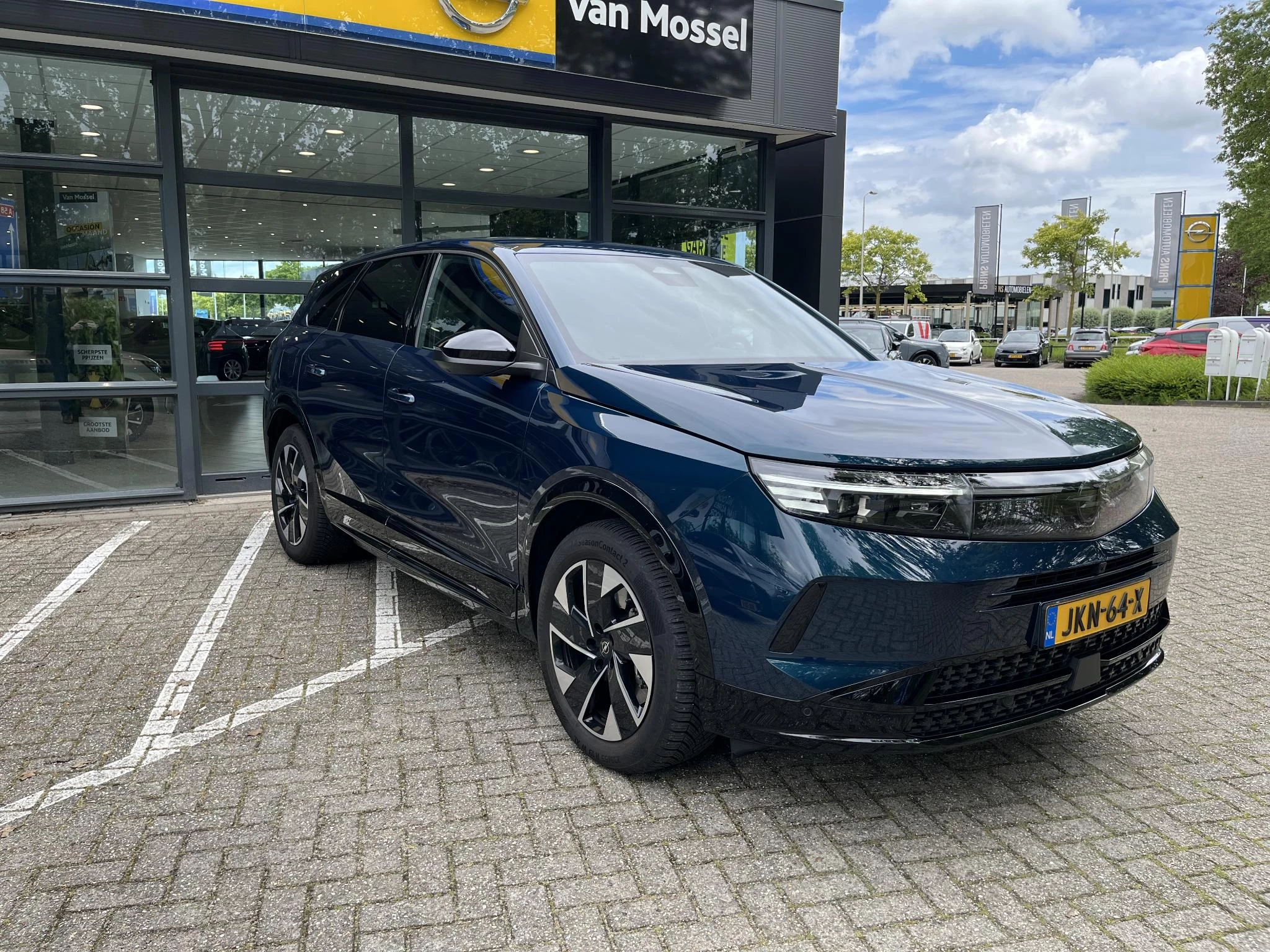 Opel-Grandland-image-1