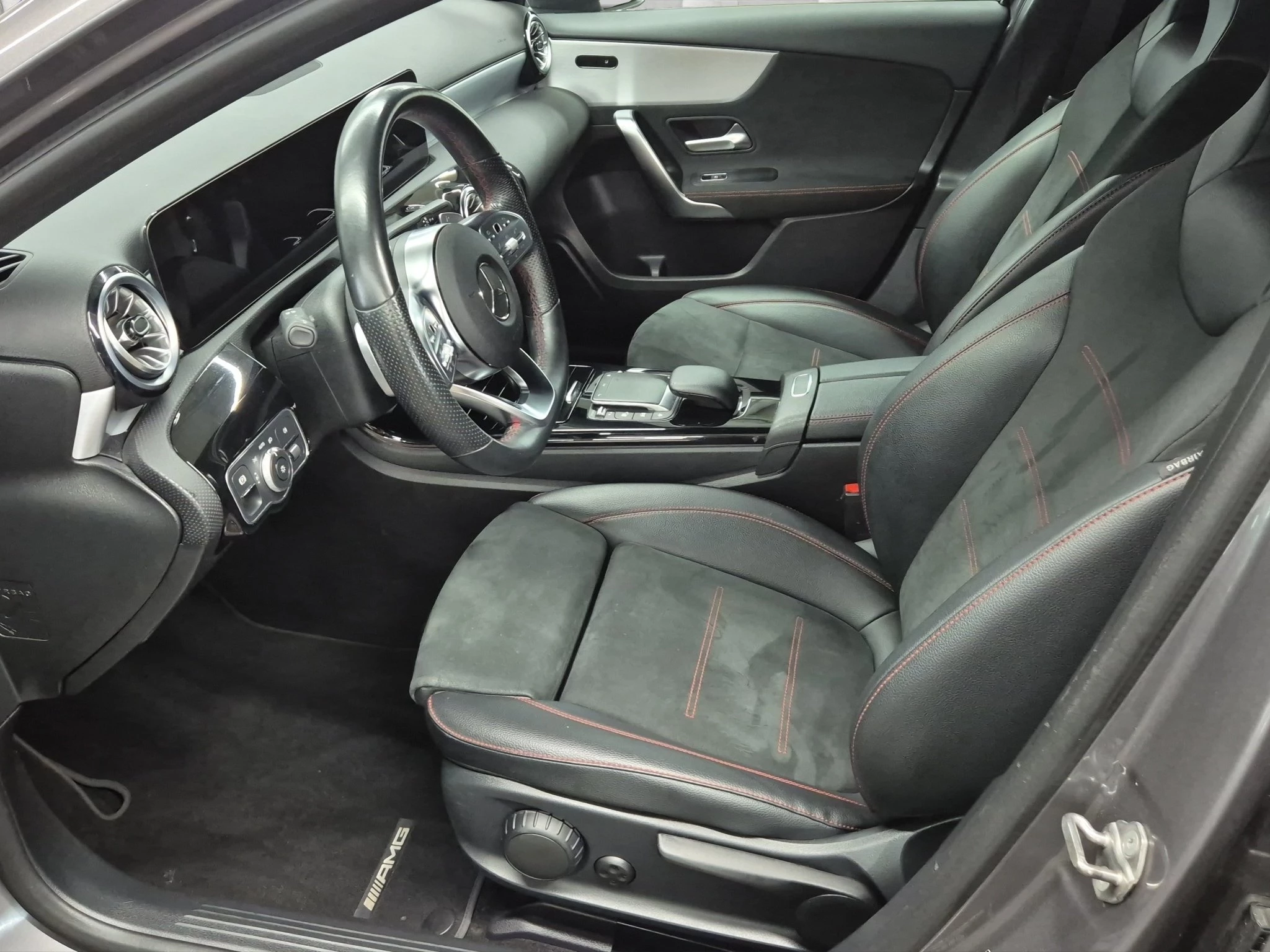 Mercedes-Benz A-Klasse 180 AMG Line
