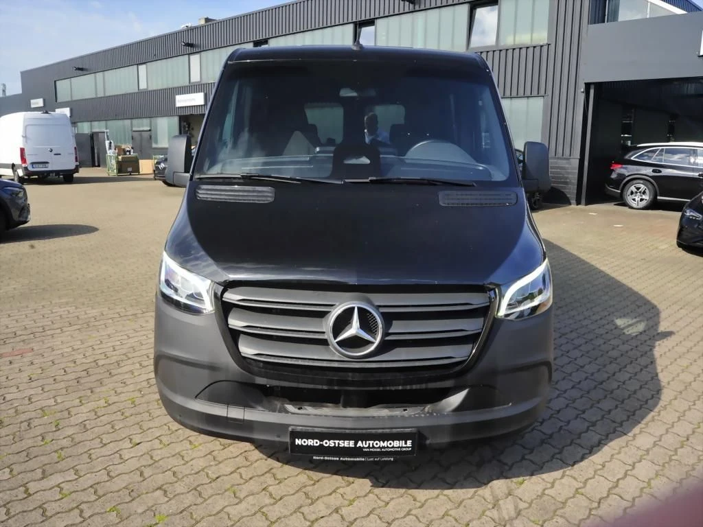 Mercedes-Benz-Sprinter 317-image-2