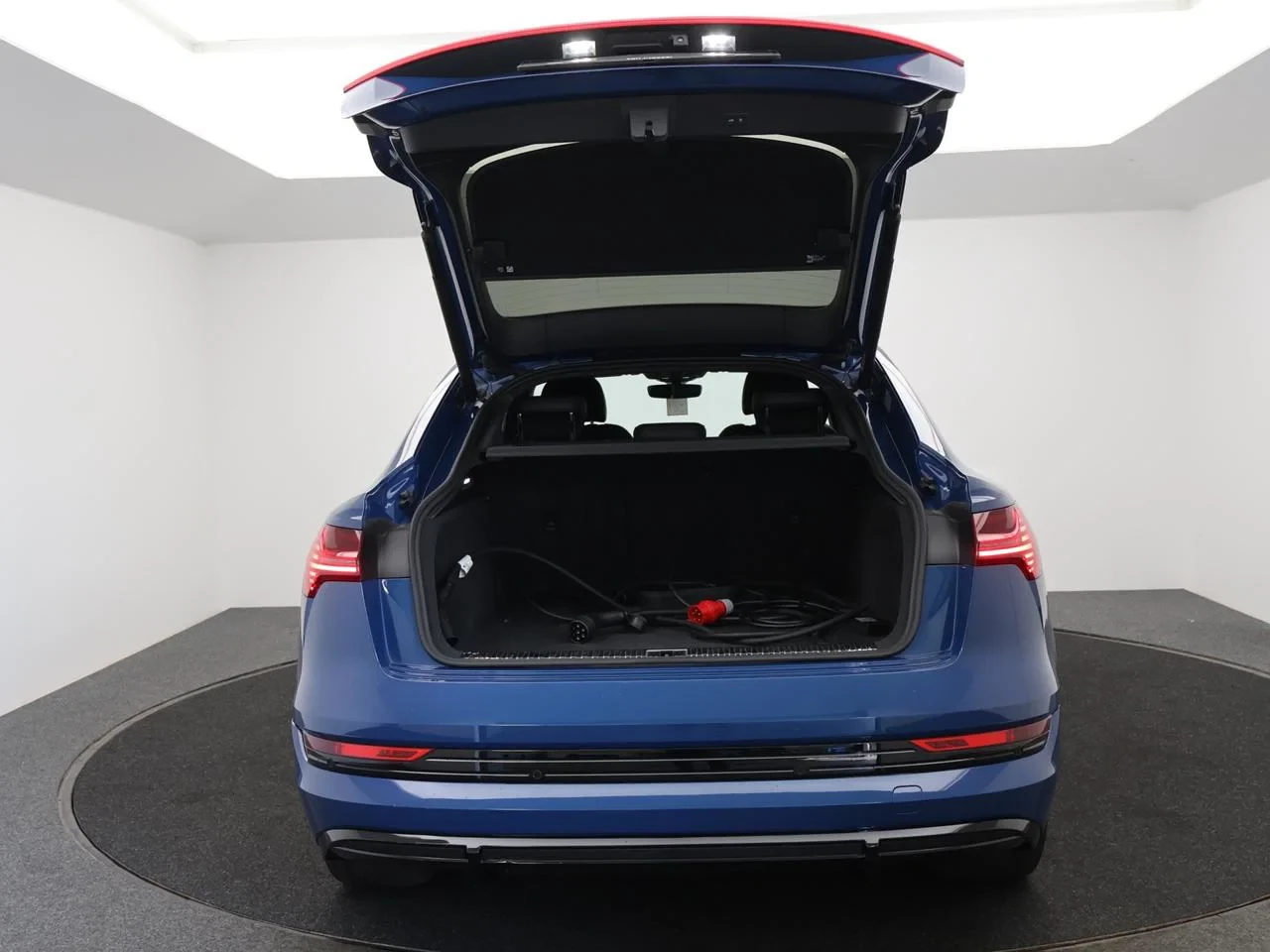 Audi-e-tron-image-33