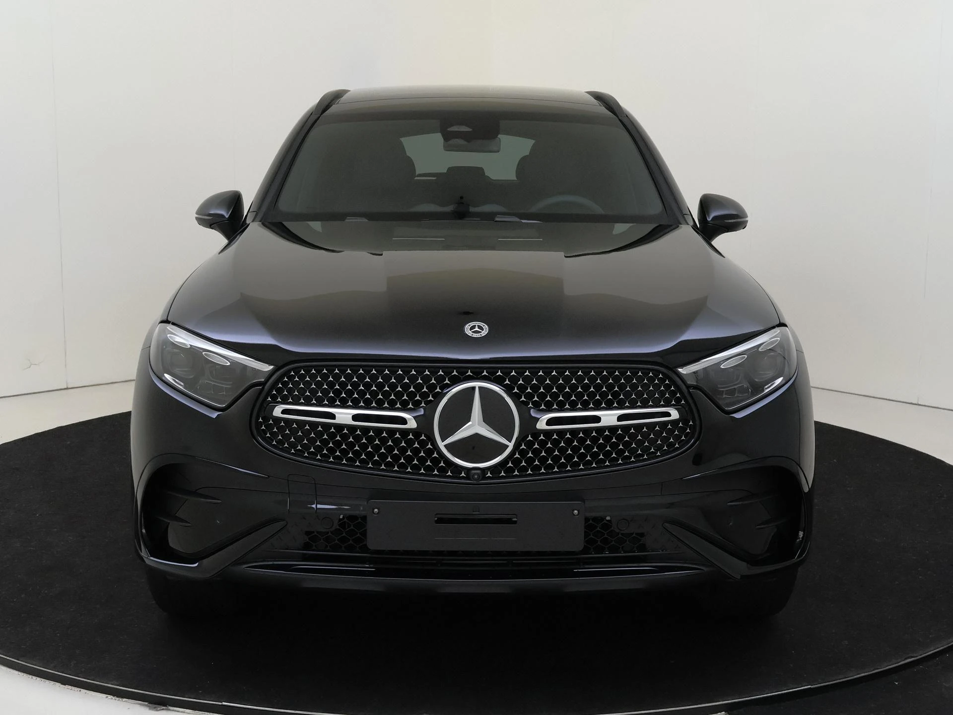 Mercedes-Benz-GLC-image-5