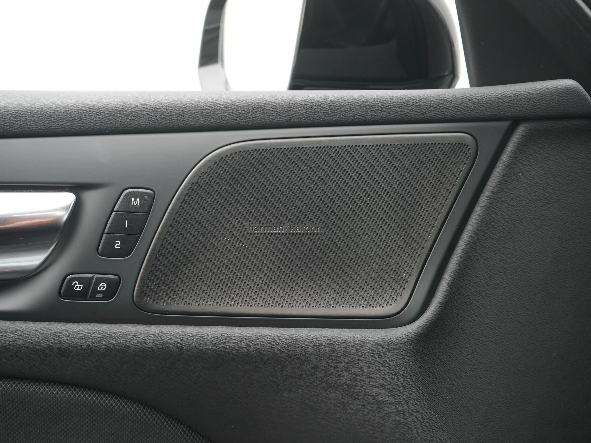 Volvo-V60-image-37