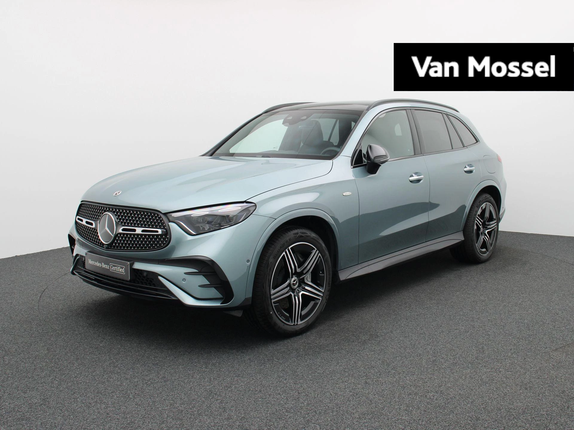 Mercedes-Benz-GLC-image-0